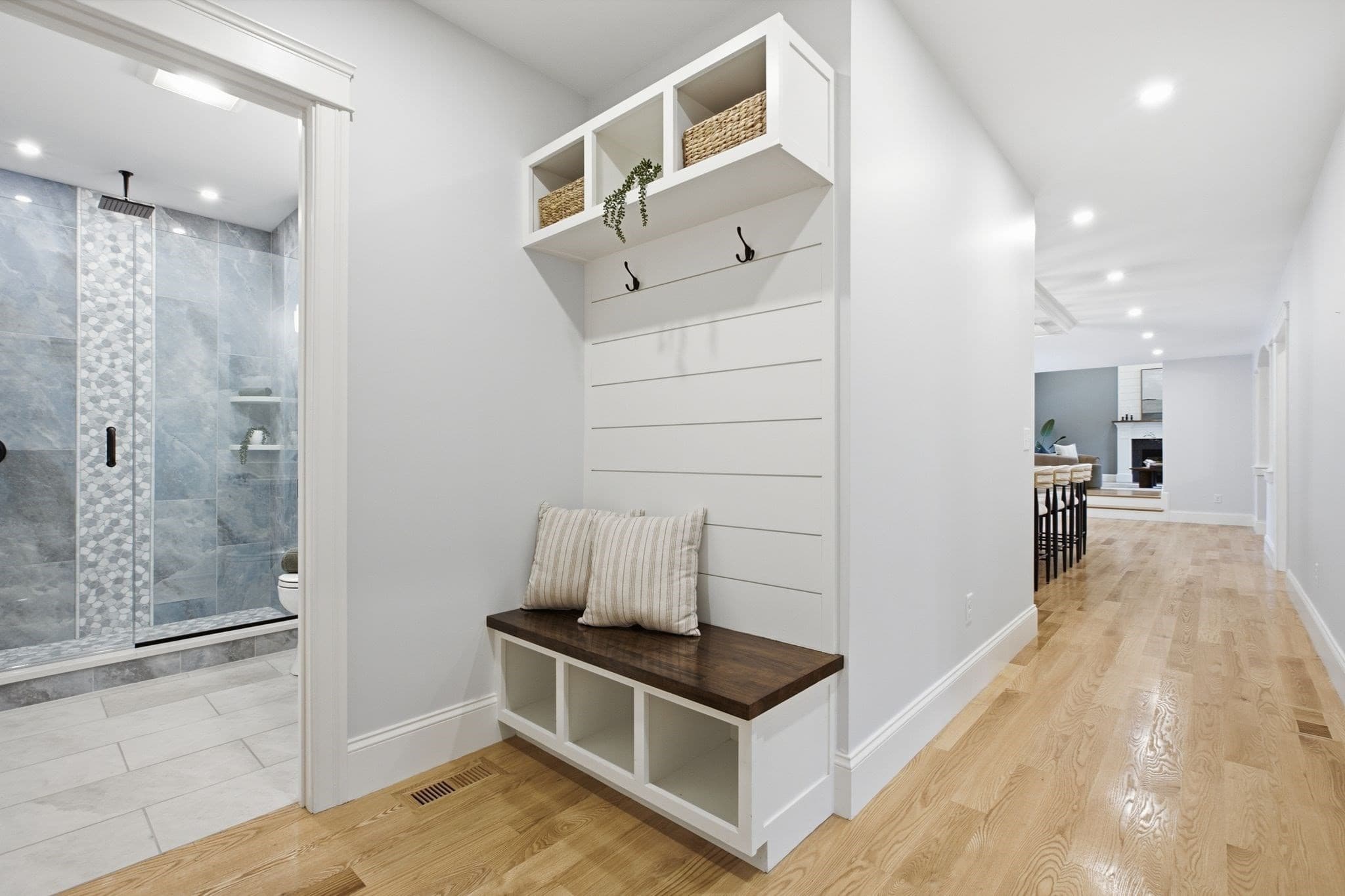 Single Family Residence at 18 Druid Hill Ave, Burlington MA 01803, photo 5 of 42