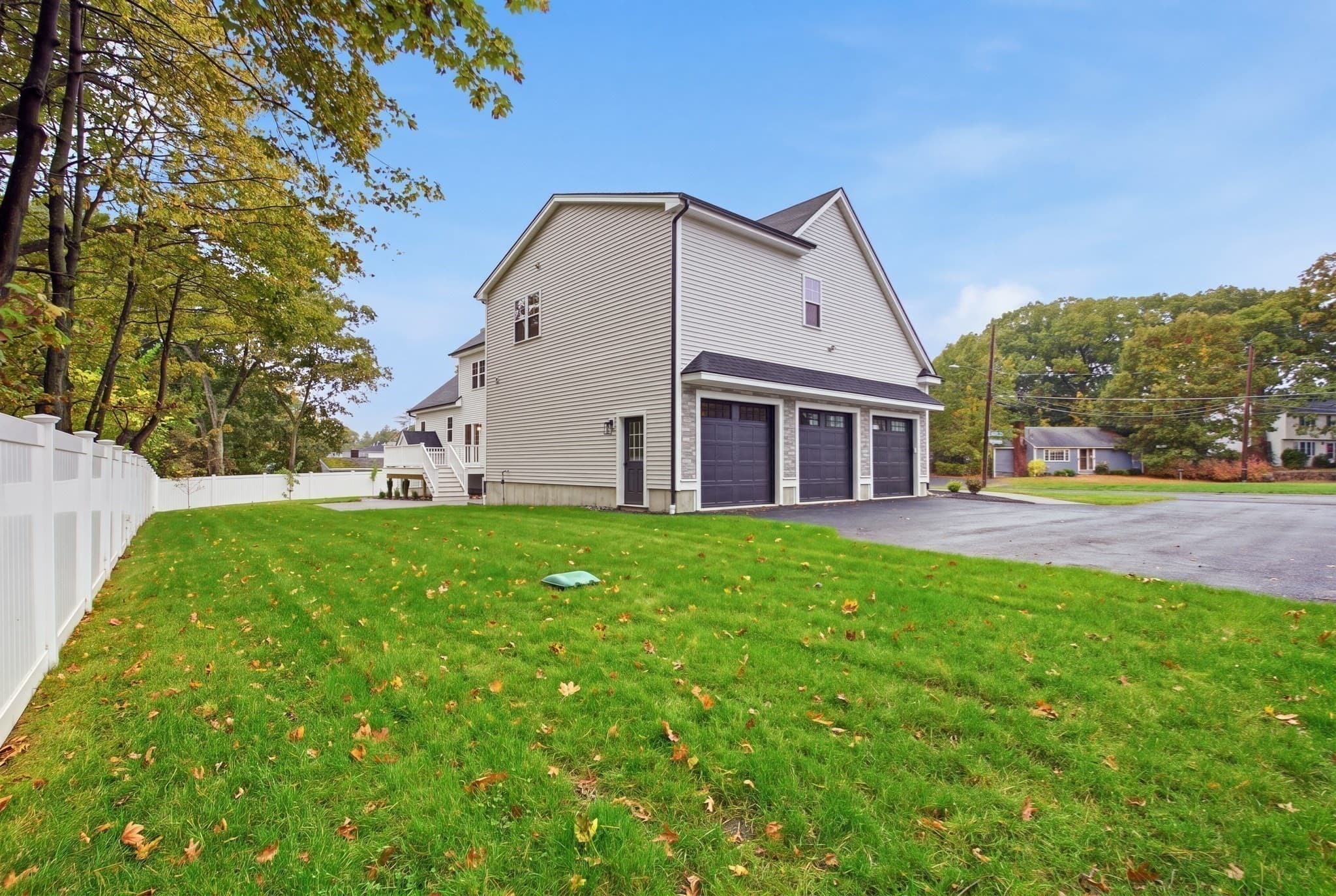 Single Family Residence at 18 Druid Hill Ave, Burlington MA 01803, photo 38 of 42