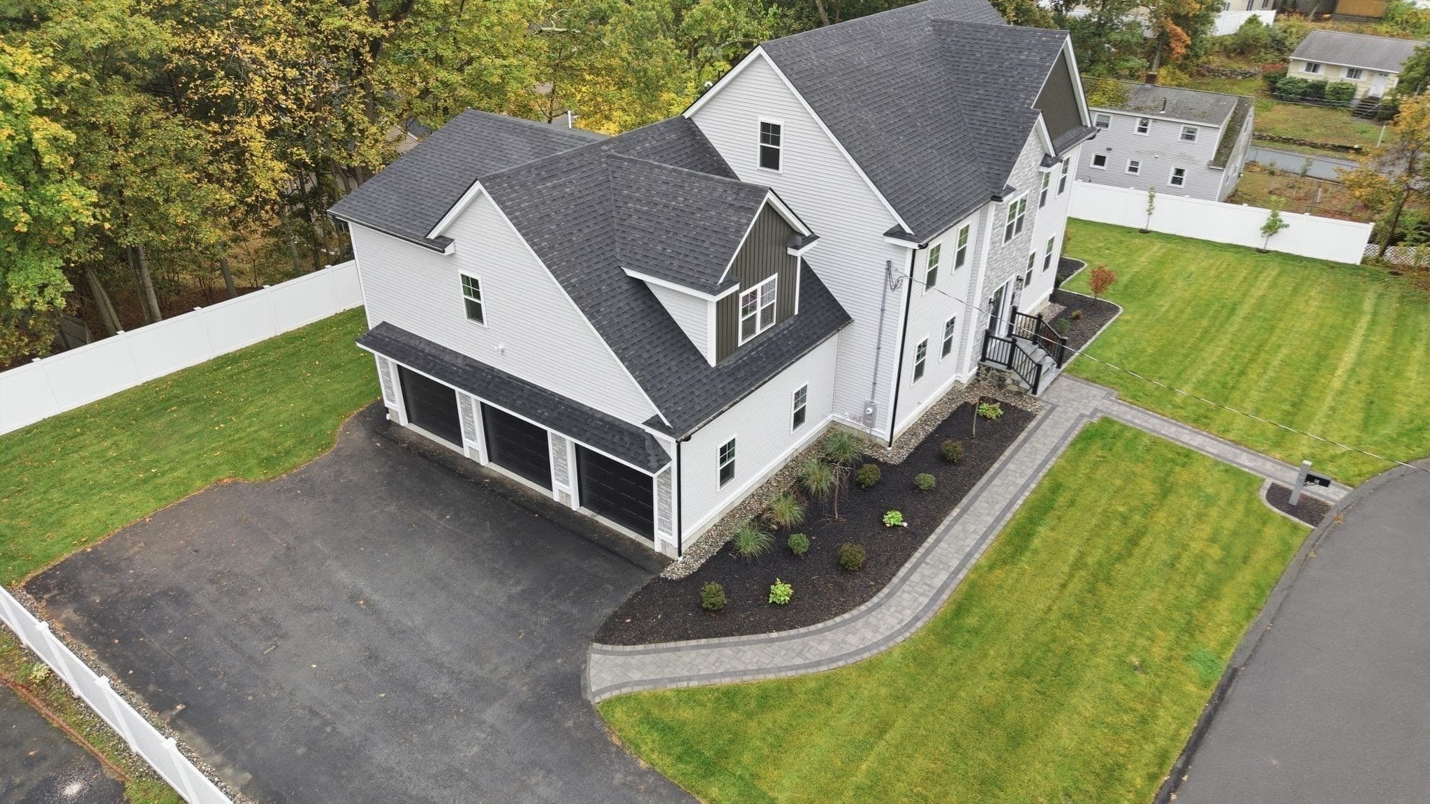 Single Family Residence at 18 Druid Hill Ave, Burlington MA 01803, photo 41 of 42