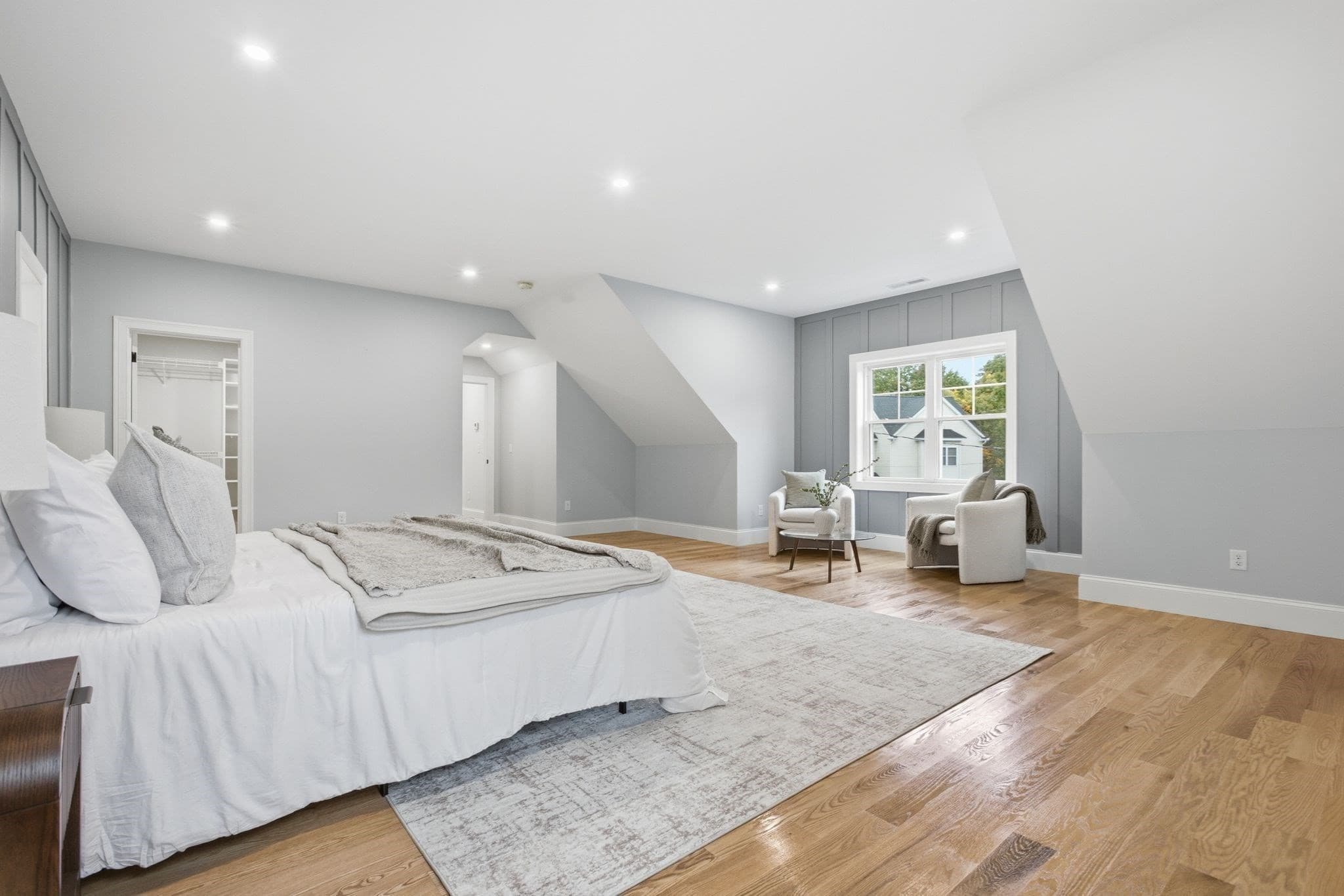 Single Family Residence at 18 Druid Hill Ave, Burlington MA 01803, photo 18 of 42