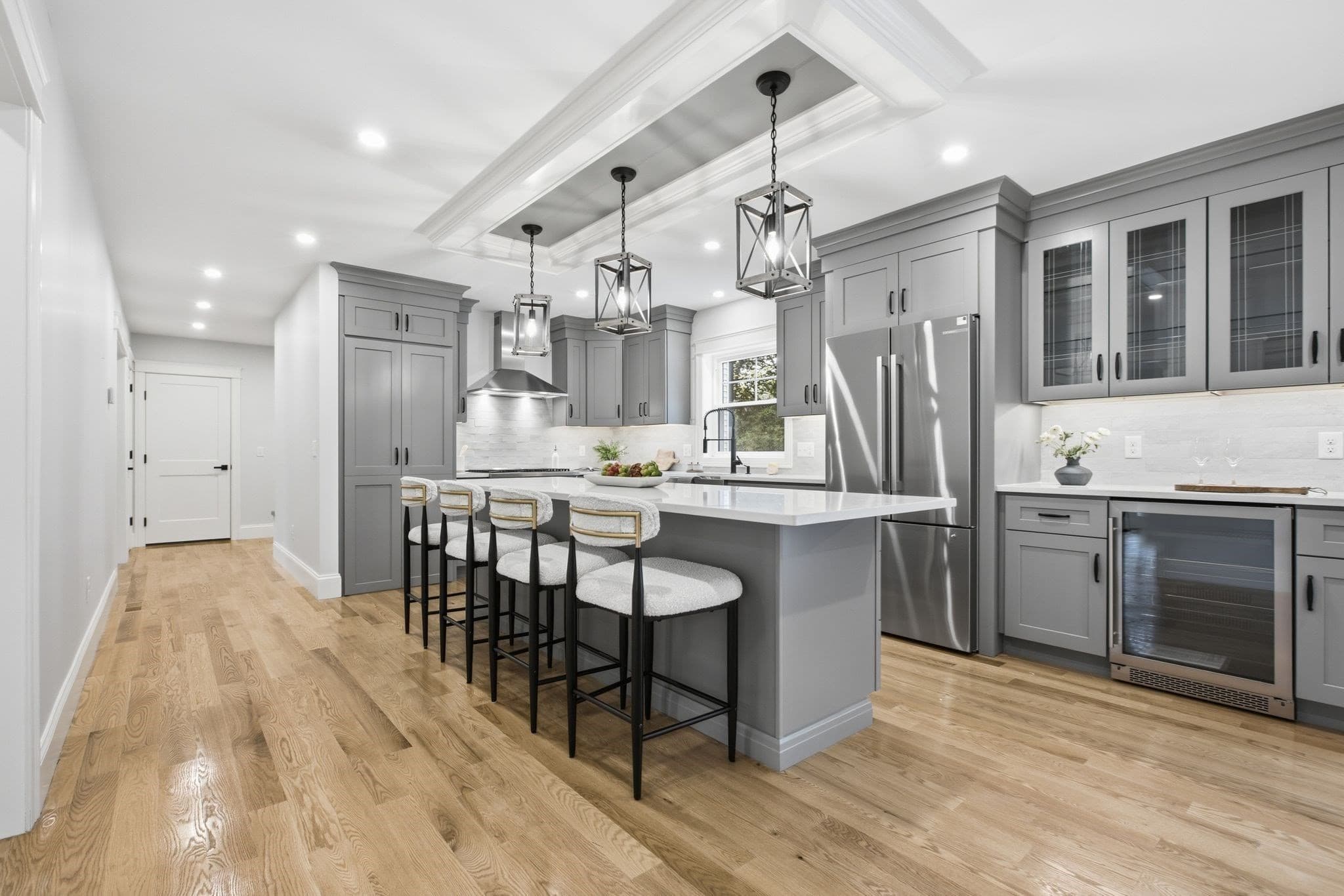 Single Family Residence at 18 Druid Hill Ave, Burlington MA 01803, photo 8 of 42