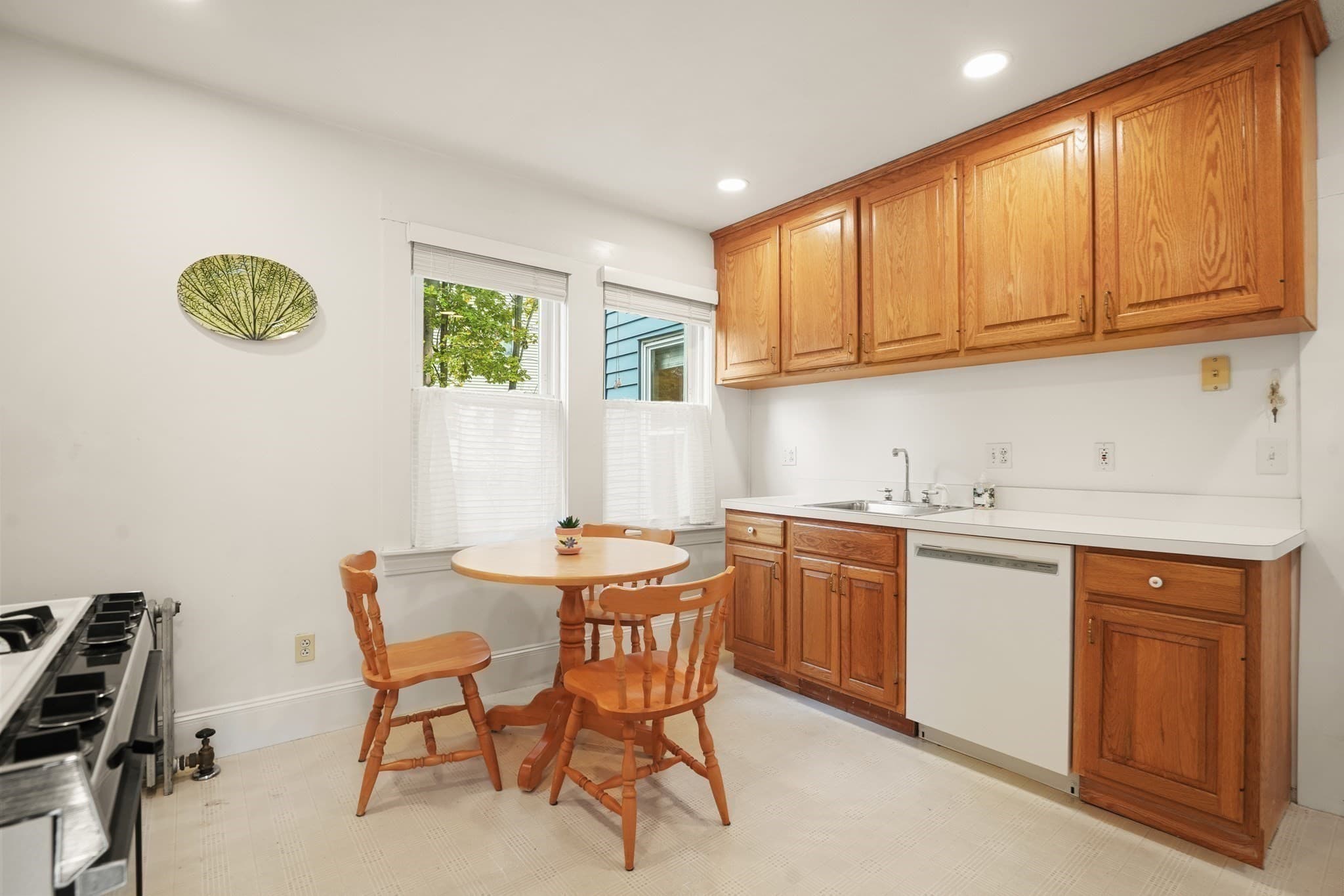2 Family - 2 Units Up/Down at 82-84 Cottage, Norwood MA 02062, photo 3 of 28