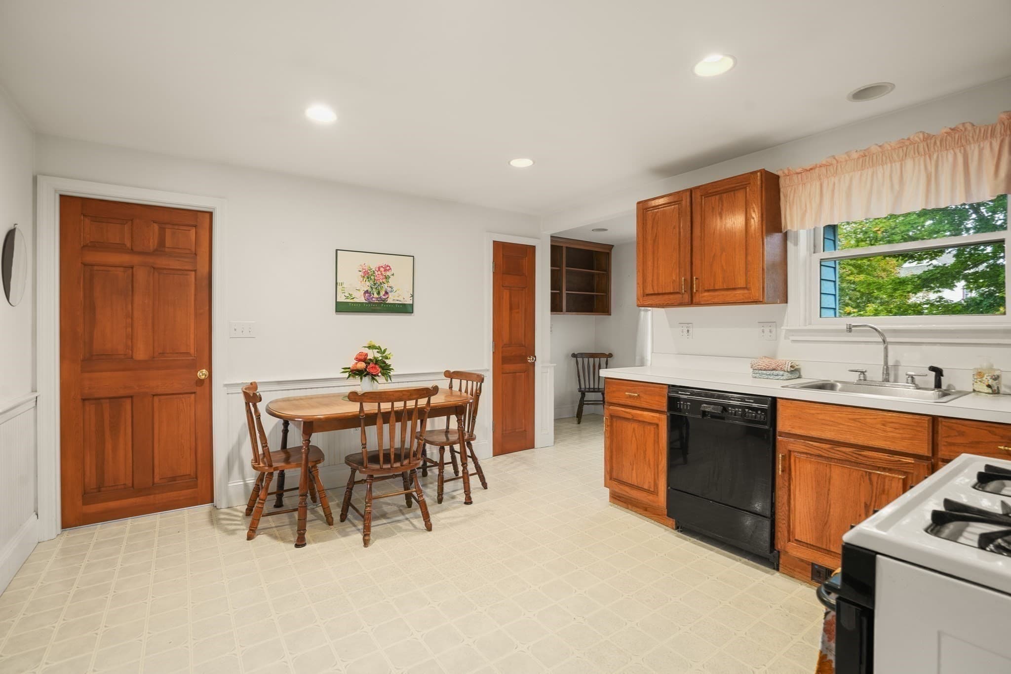 2 Family - 2 Units Up/Down at 82-84 Cottage, Norwood MA 02062, photo 14 of 28