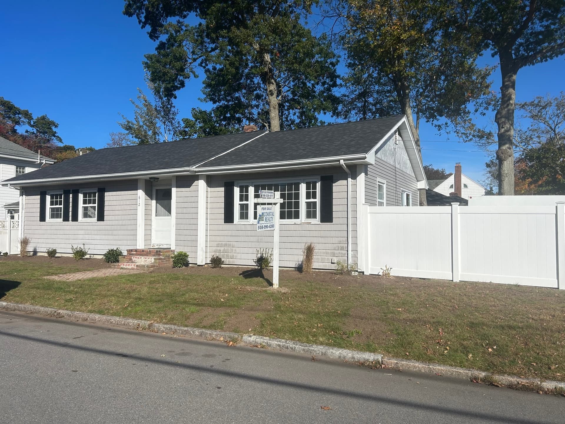 612 Whittier St, New Bedford MA 02740