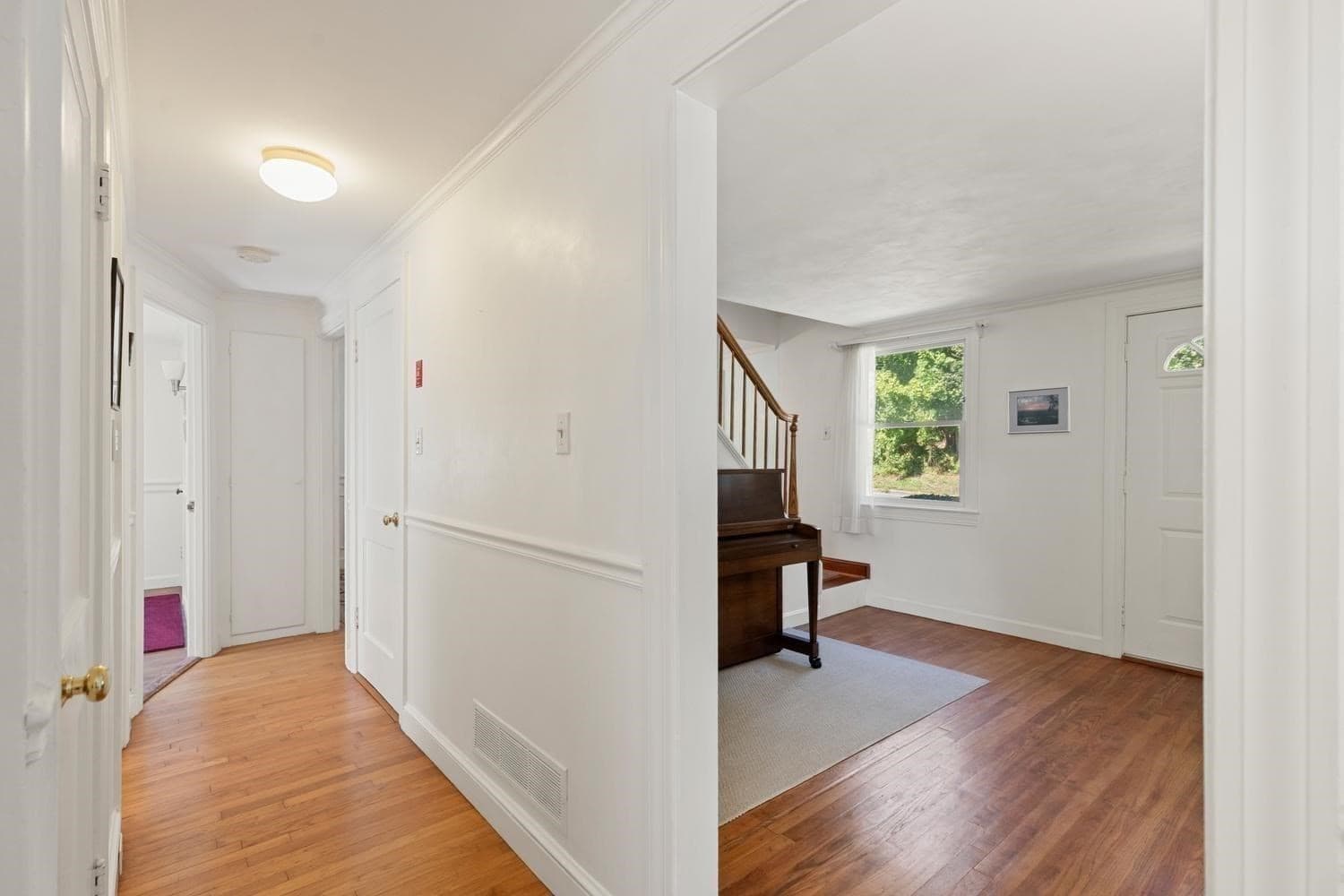 Single Family Residence at 114 Conant St, Beverly MA 01915, photo 16 of 37
