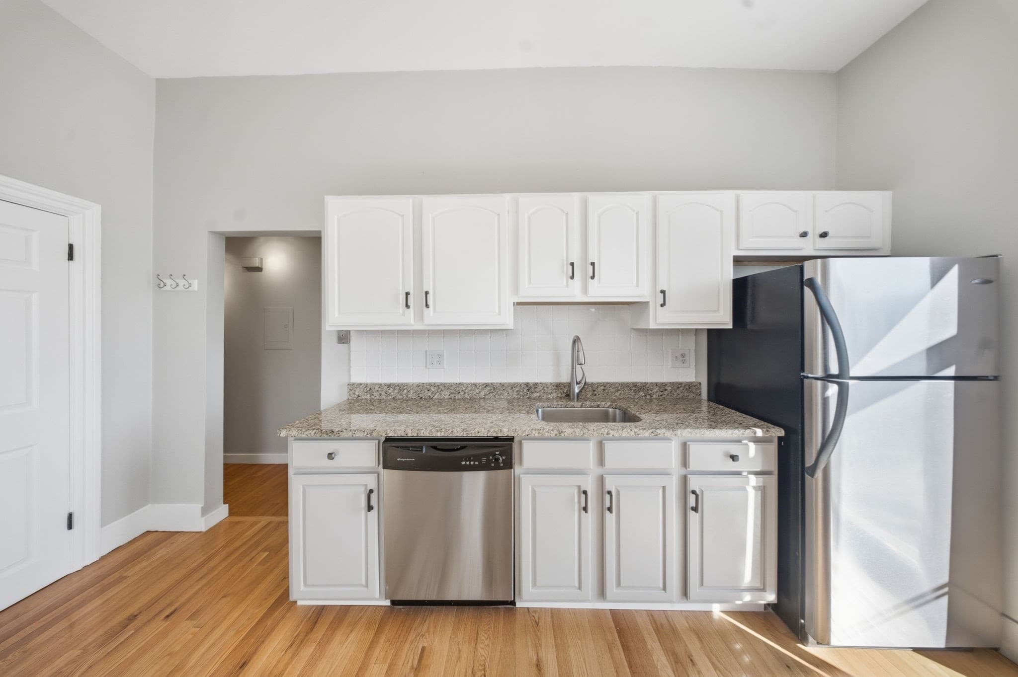 Condominium at 26 Lincoln St # 6, Somerville MA 02145, photo 5 of 39