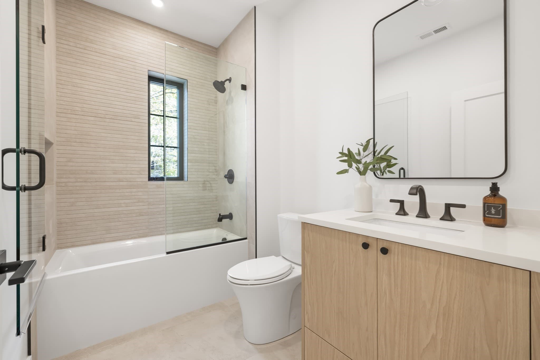 Condominium at 6 Floral St # 6, Newton MA 02461, photo 16 of 16