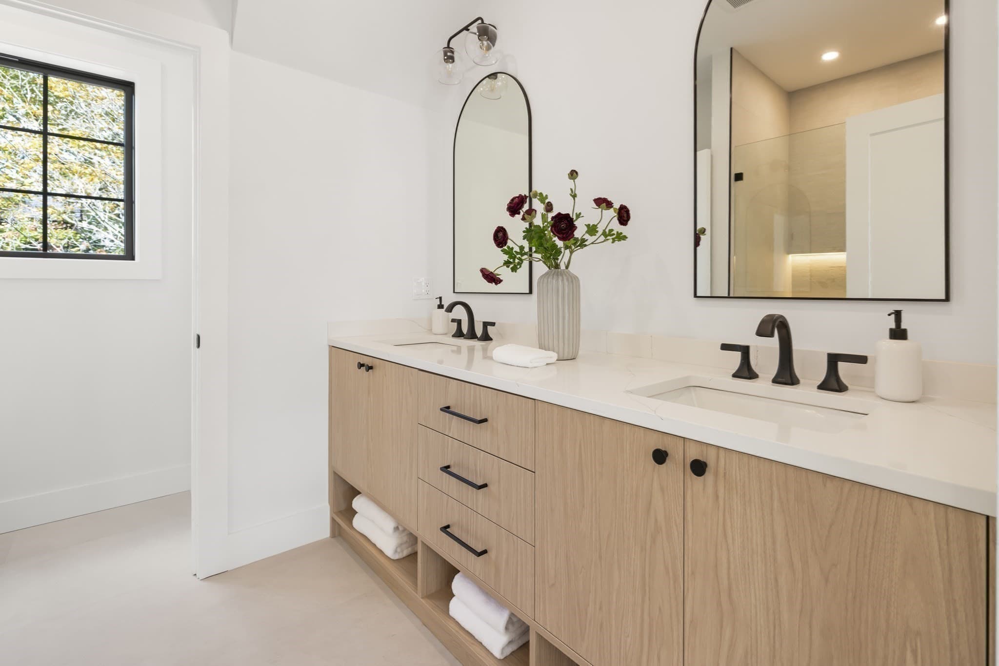 Condominium at 6 Floral St # 6, Newton MA 02461, photo 12 of 16