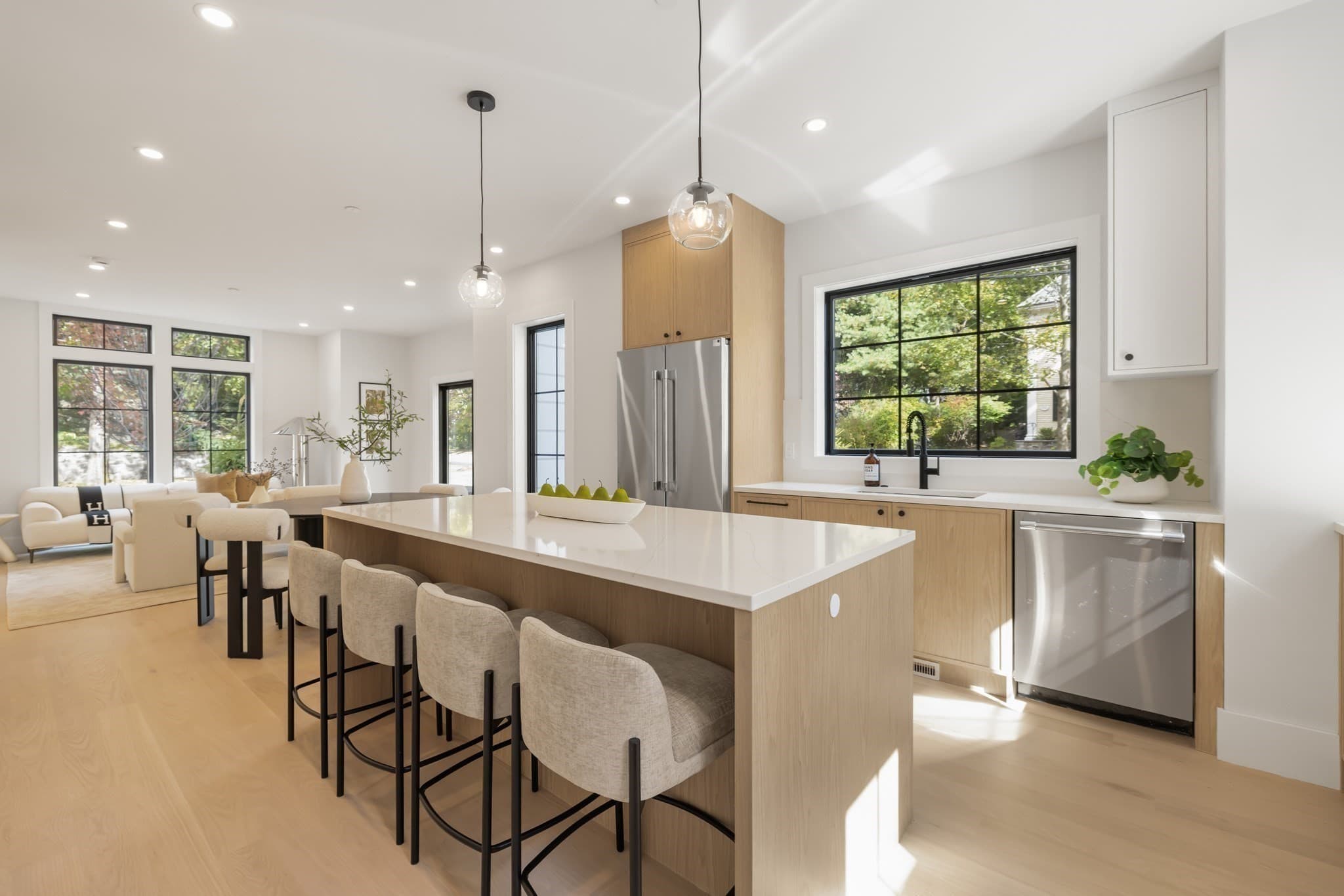 Condominium at 6 Floral St # 6, Newton MA 02461, photo 5 of 16