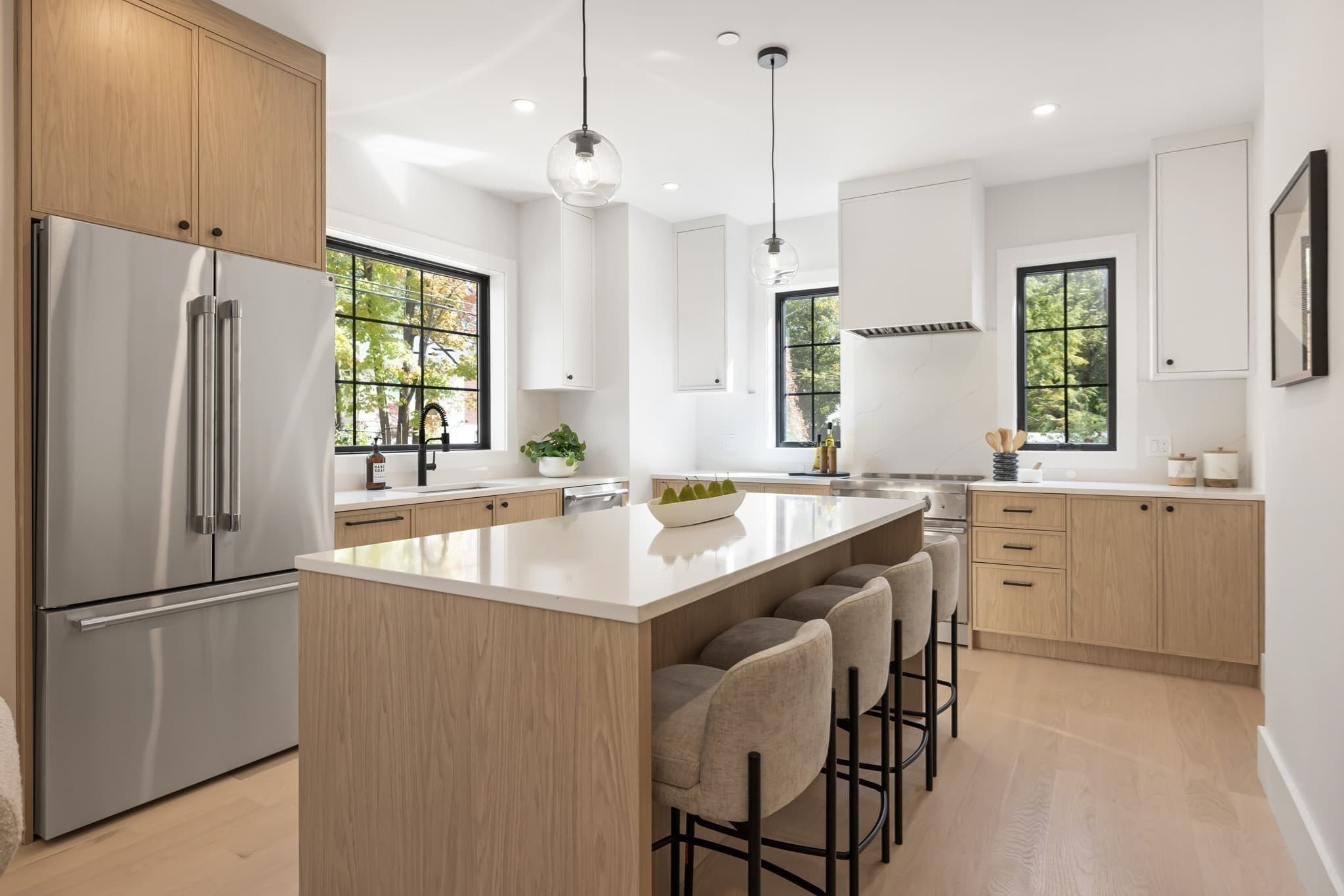 Condominium at 6 Floral St # 6, Newton MA 02461, photo 4 of 16
