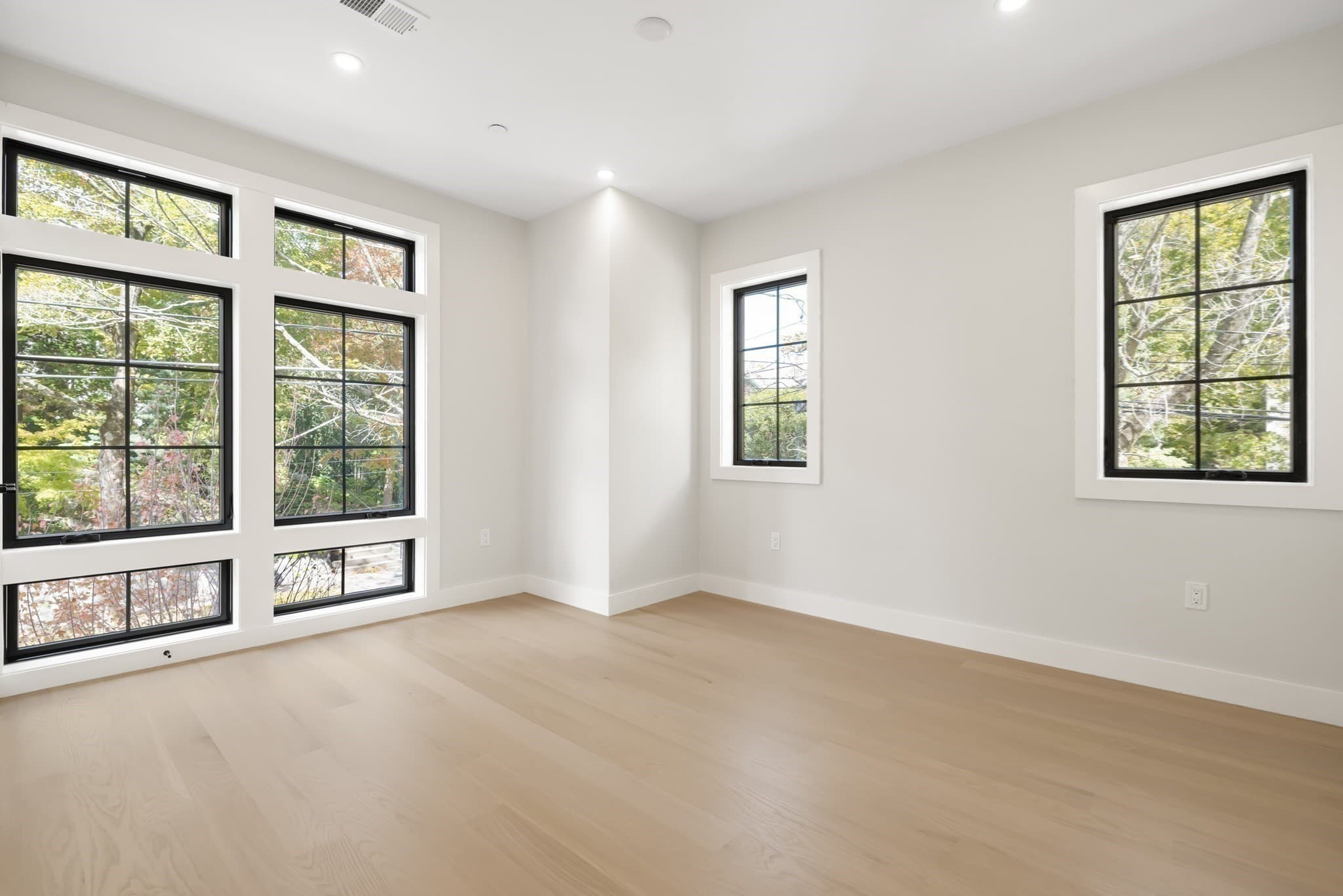 Condominium at 6 Floral St # 6, Newton MA 02461, photo 8 of 16