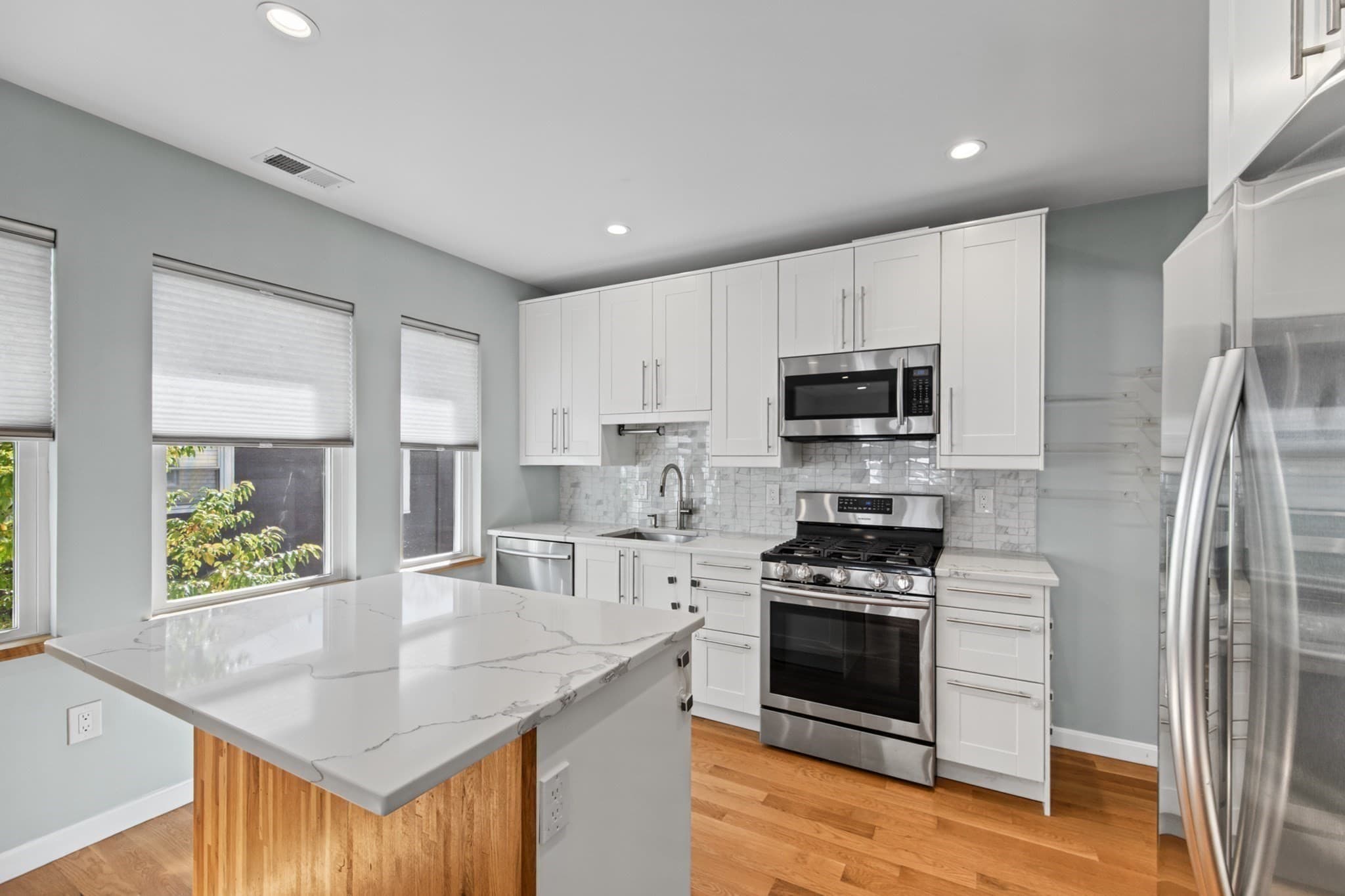 Condominium at 576 Lagrange St # 576, Boston MA 02132, photo 11 of 29