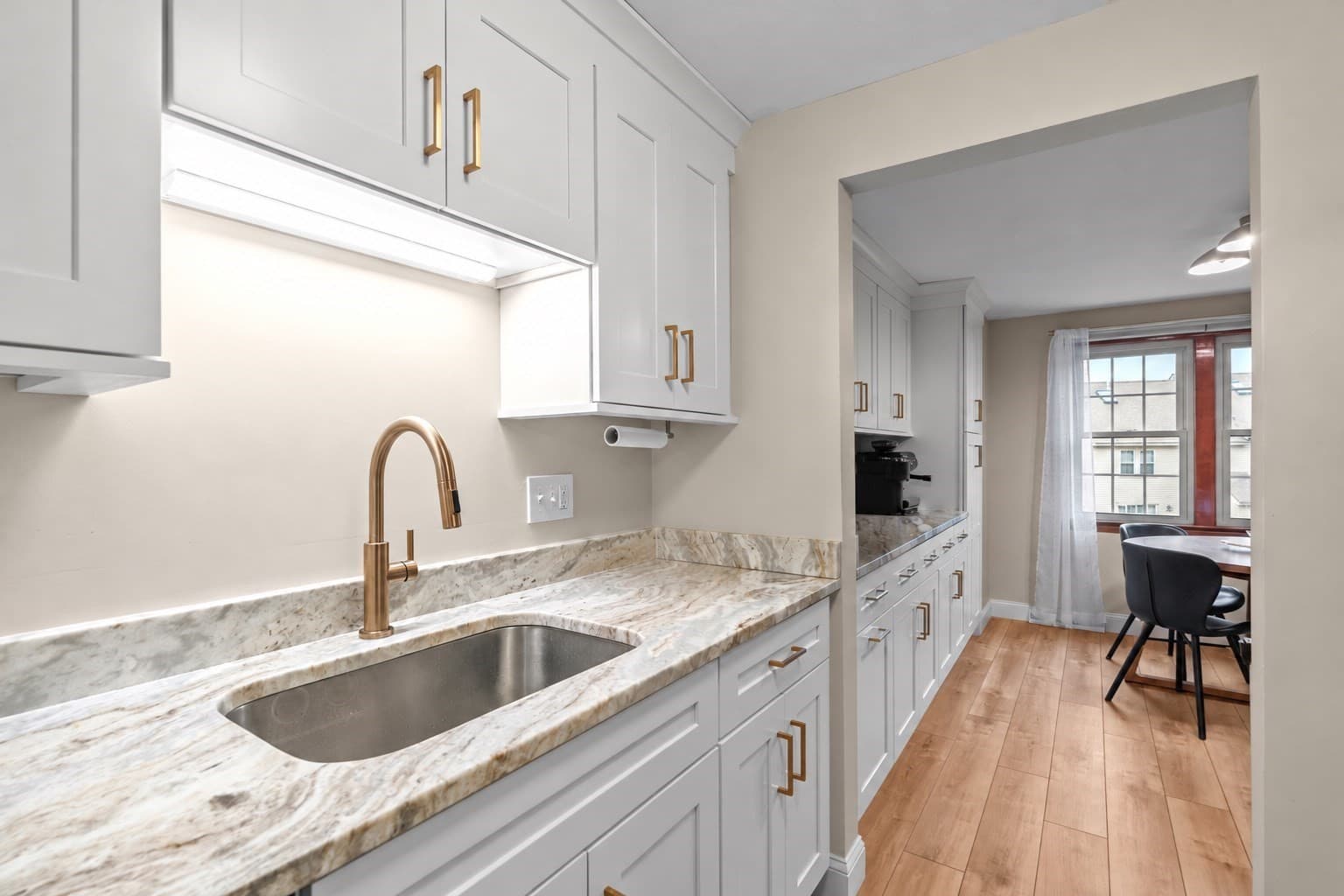 Condominium at 214 Morgan Dr # 214, Haverhill MA 01832, photo 7 of 32