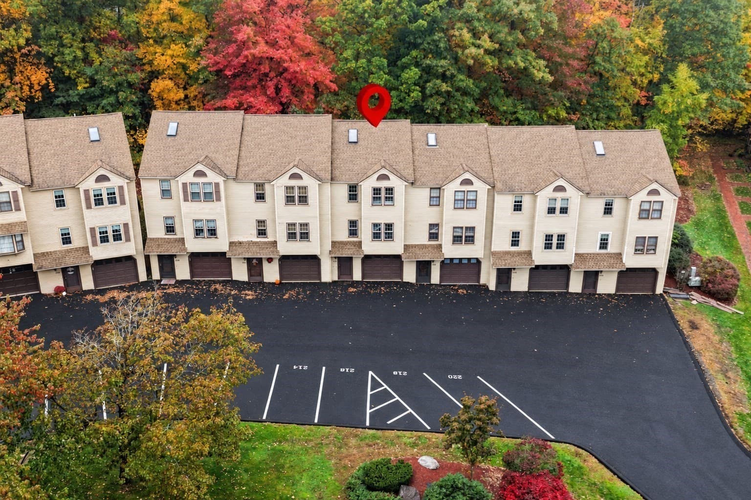 Condominium at 214 Morgan Dr # 214, Haverhill MA 01832, photo 32 of 32