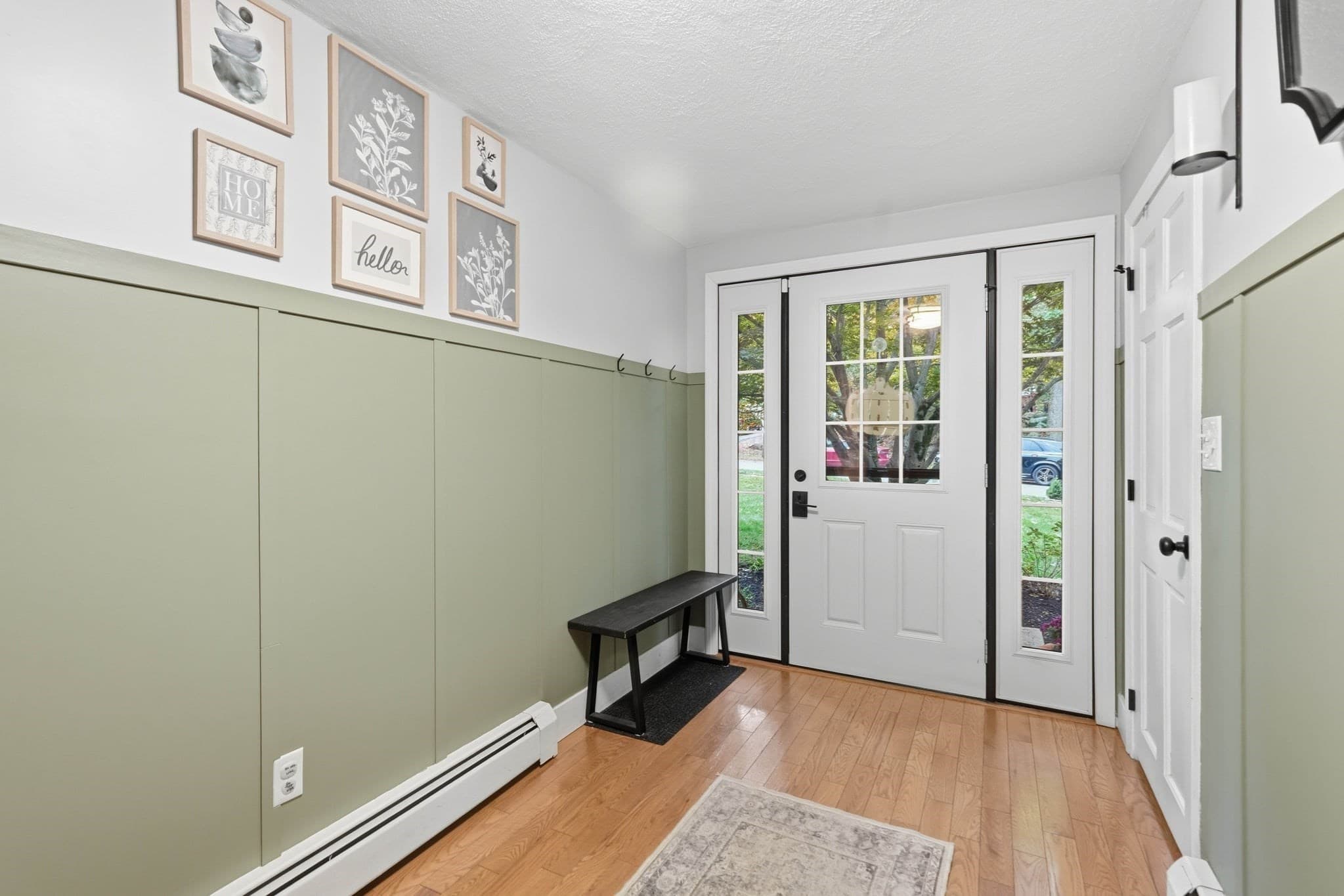 Single Family Residence at 9 Cobblers Lane, Beverly MA 01915, photo 3 of 37