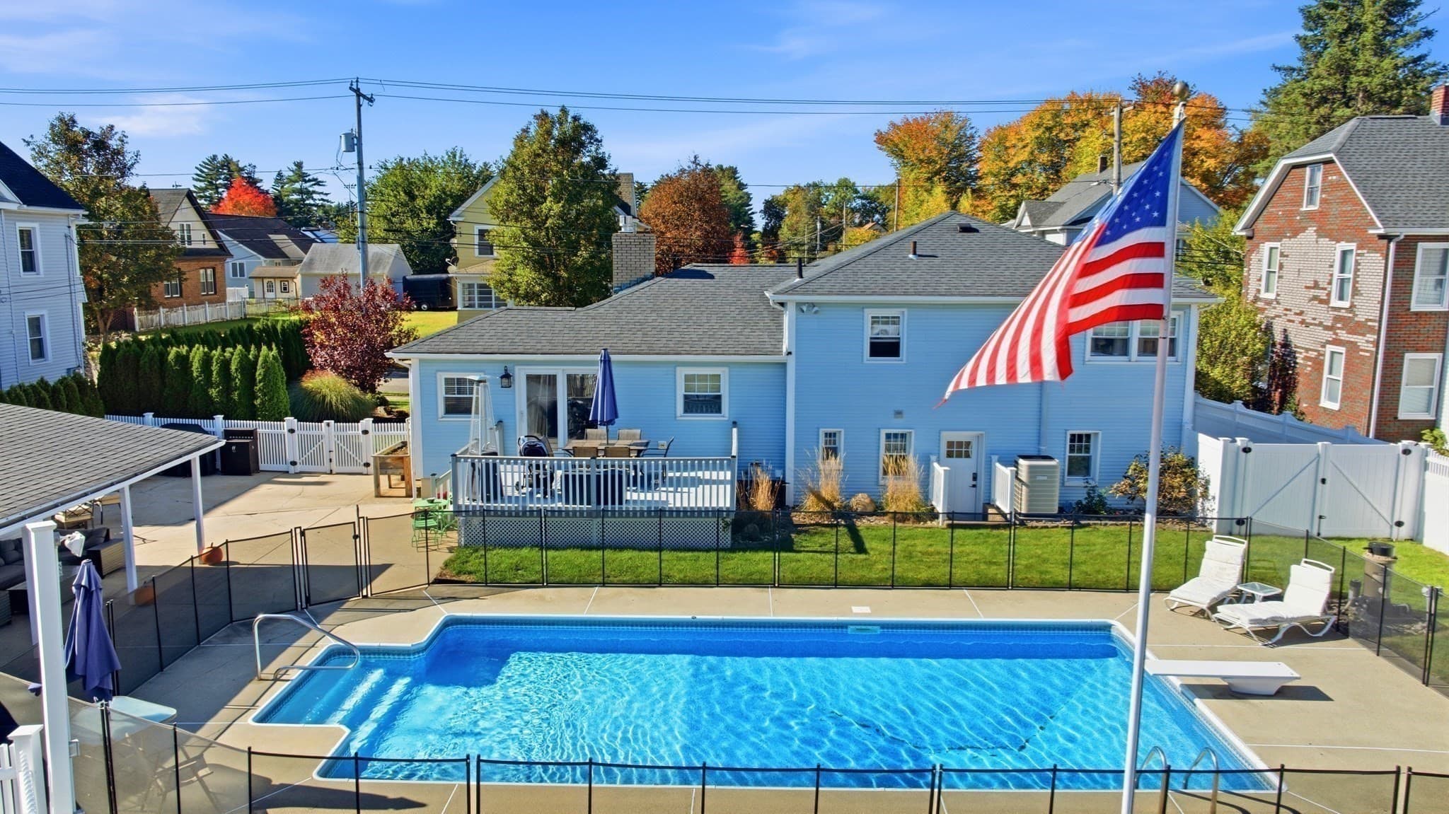 Single Family Residence at 83 Wheatland Ave, Chicopee MA 01020, photo 4 of 41