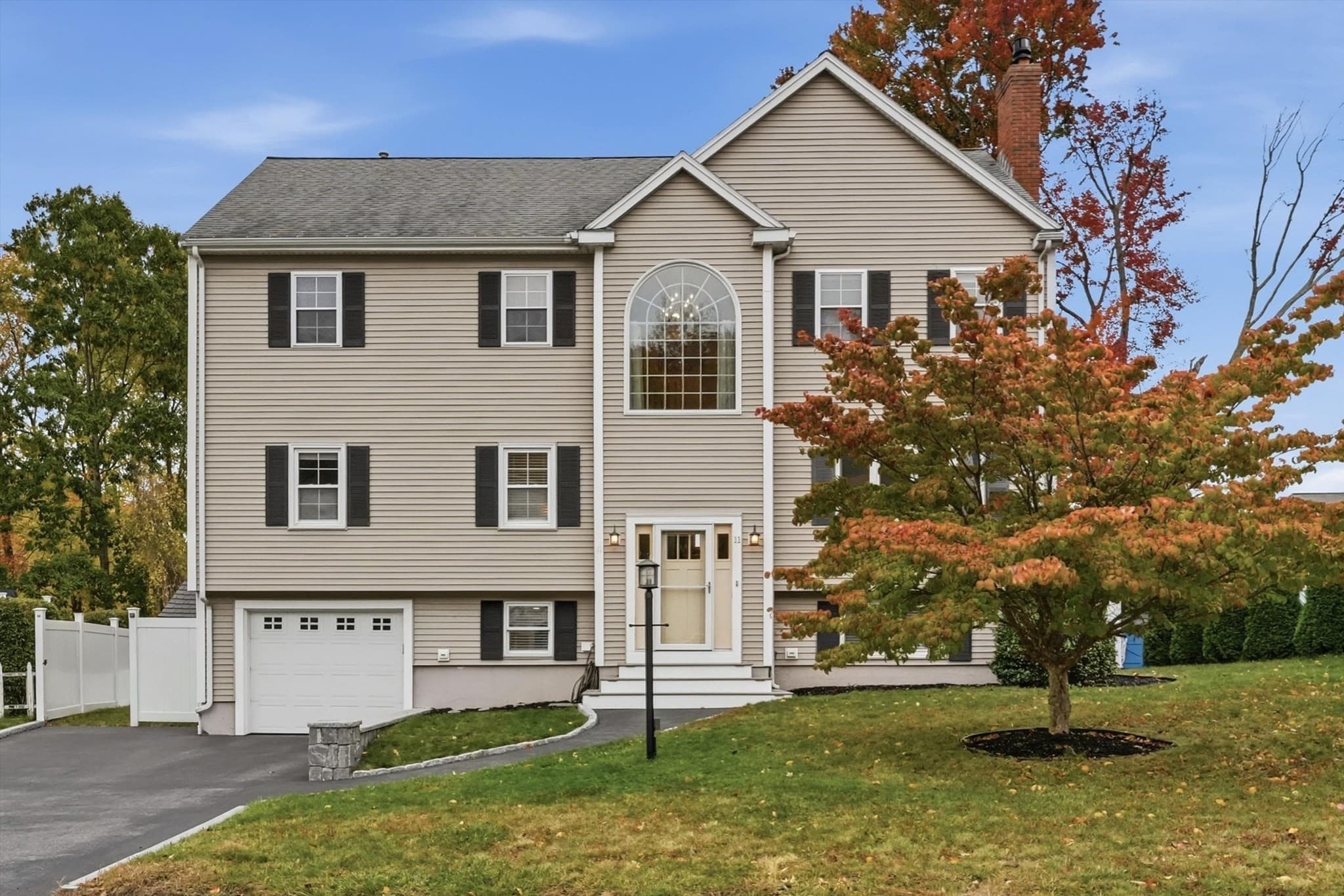 11 Yellow Brick Road, Haverhill MA 01835