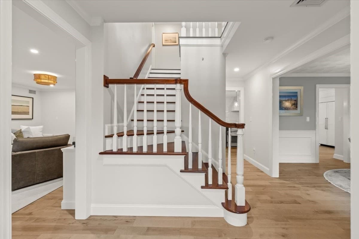 Single Family Residence at 62 Metacomet Way, Marshfield MA 02050, photo 16 of 42