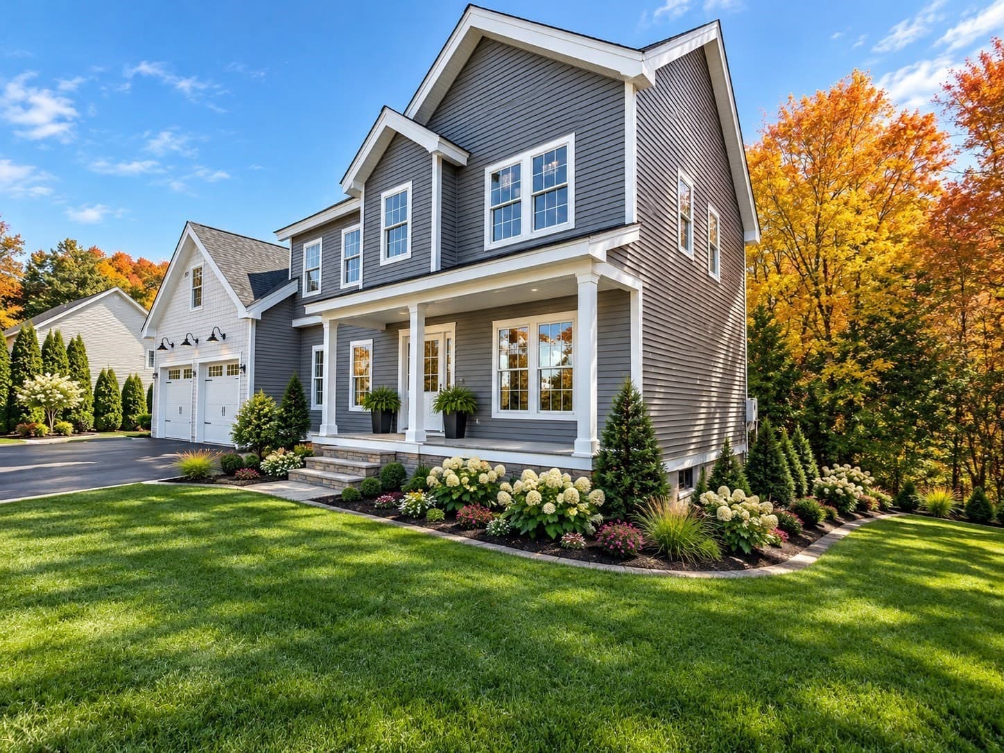 Single Family Residence at 146 North Street, Grafton MA 01560, photo 2 of 4