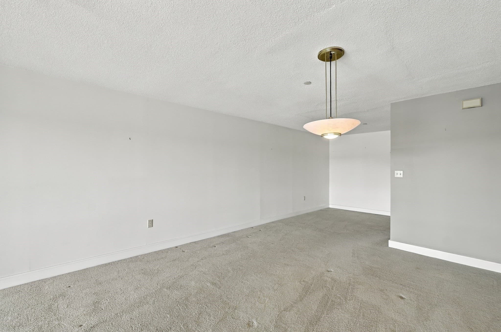 Condominium at 65 Lake Avenue # 502, Worcester MA 01604, photo 7 of 31