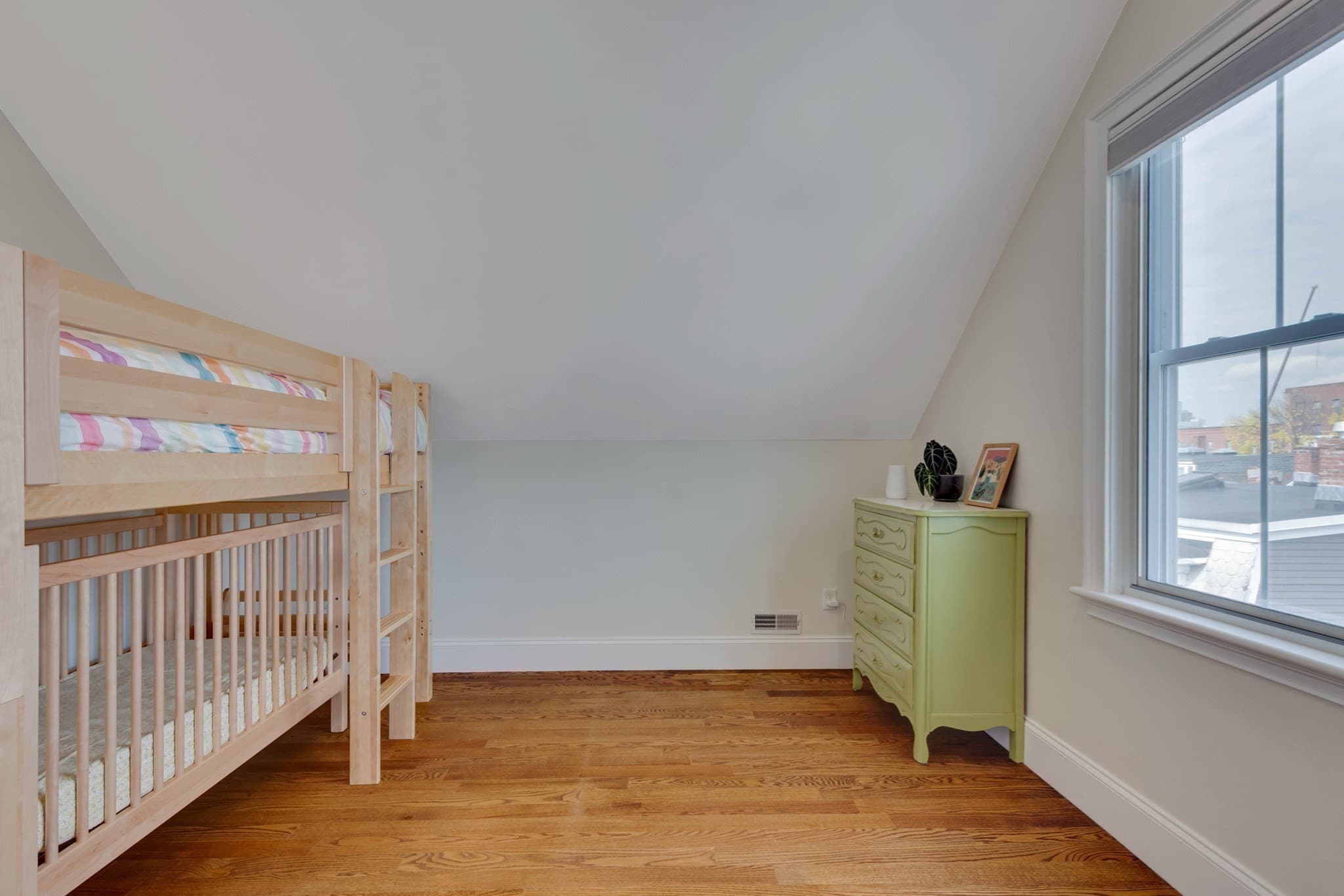 Condominium at 271 Gold St # 2, Boston MA 02127, photo 32 of 40