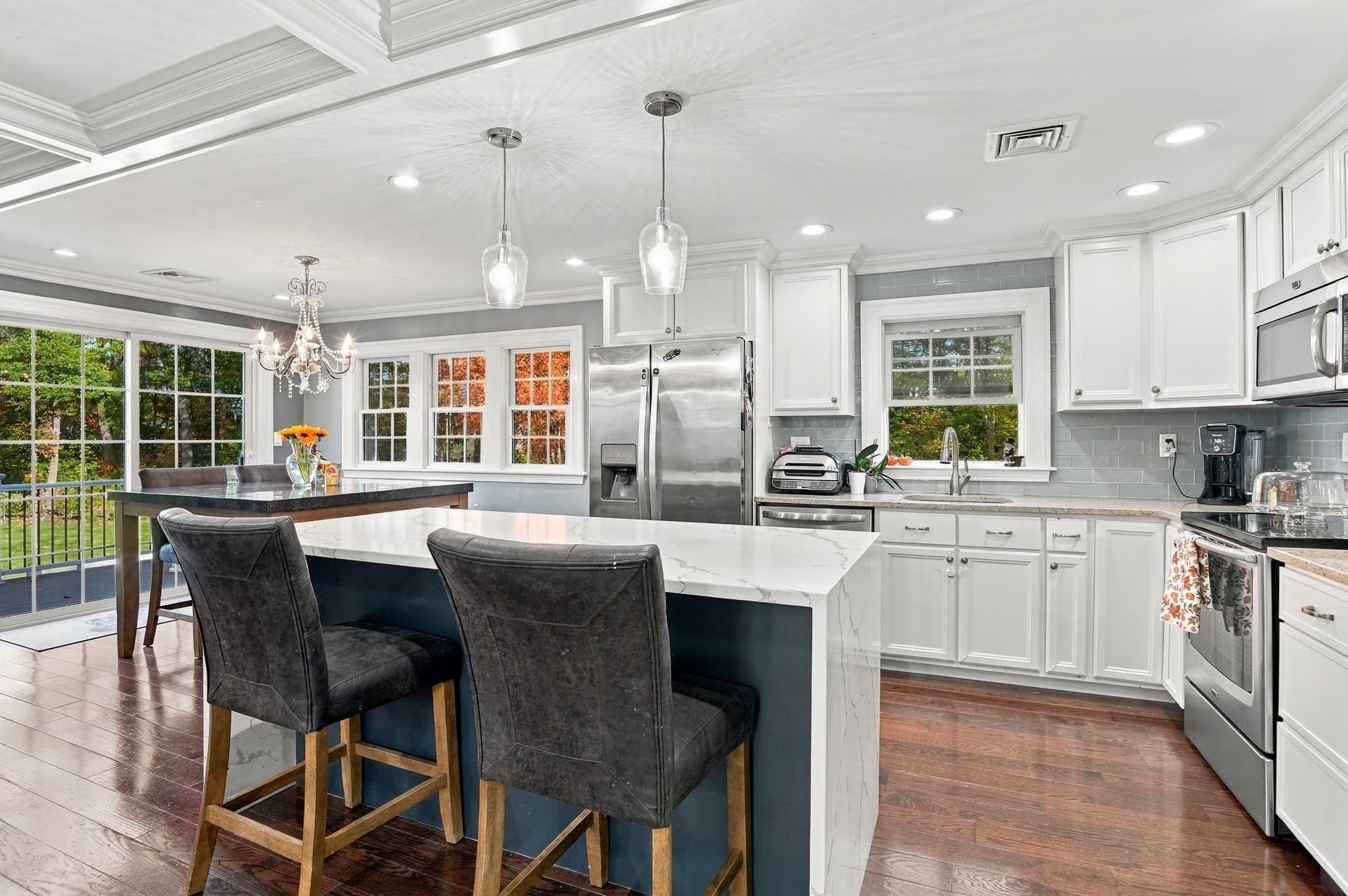 Single Family Residence at 159 Mishawum Road, Woburn MA 01801, photo 7 of 26