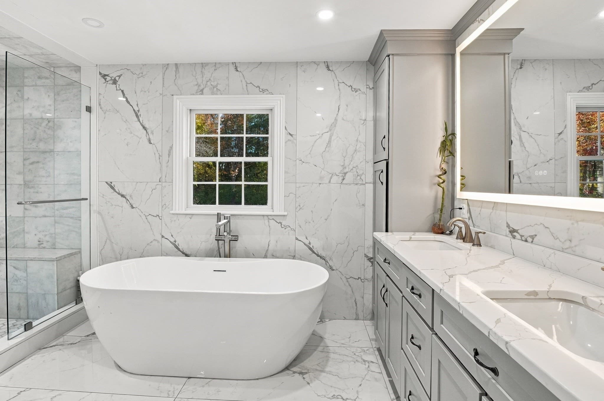 Single Family Residence at 159 Mishawum Road, Woburn MA 01801, photo 9 of 26