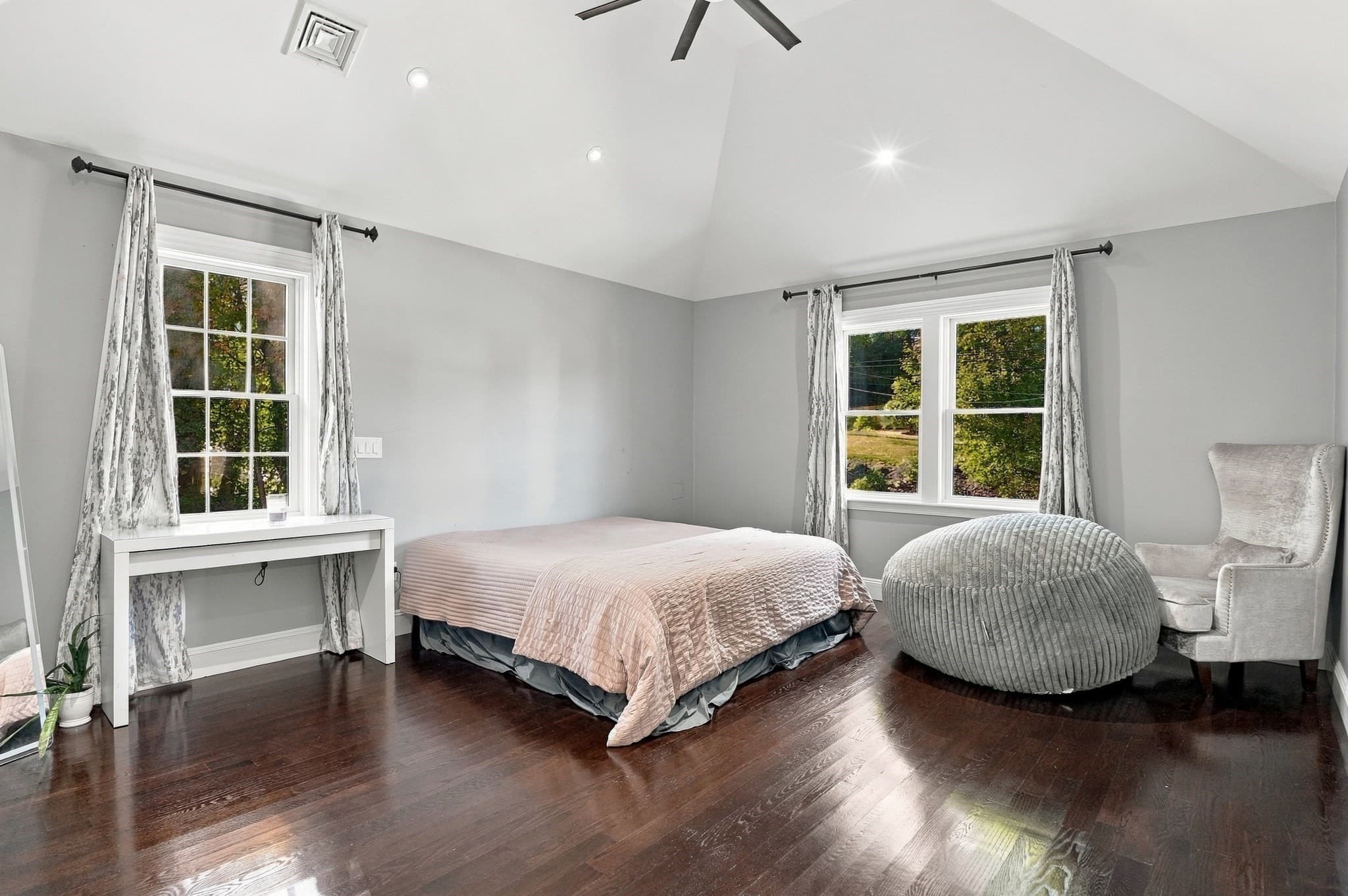 Single Family Residence at 159 Mishawum Road, Woburn MA 01801, photo 11 of 26