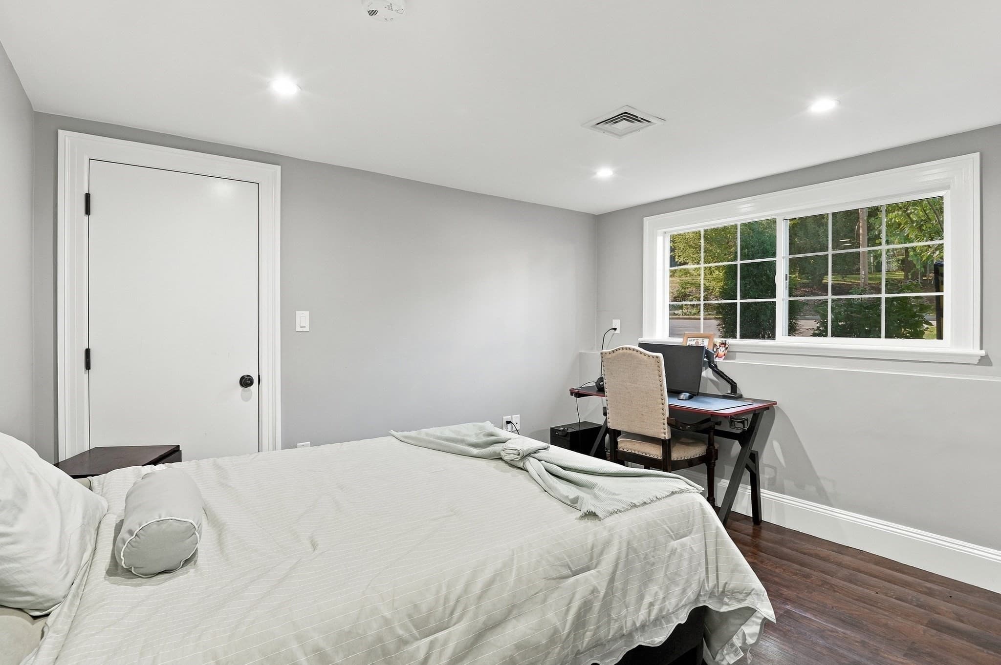 Single Family Residence at 159 Mishawum Road, Woburn MA 01801, photo 21 of 26