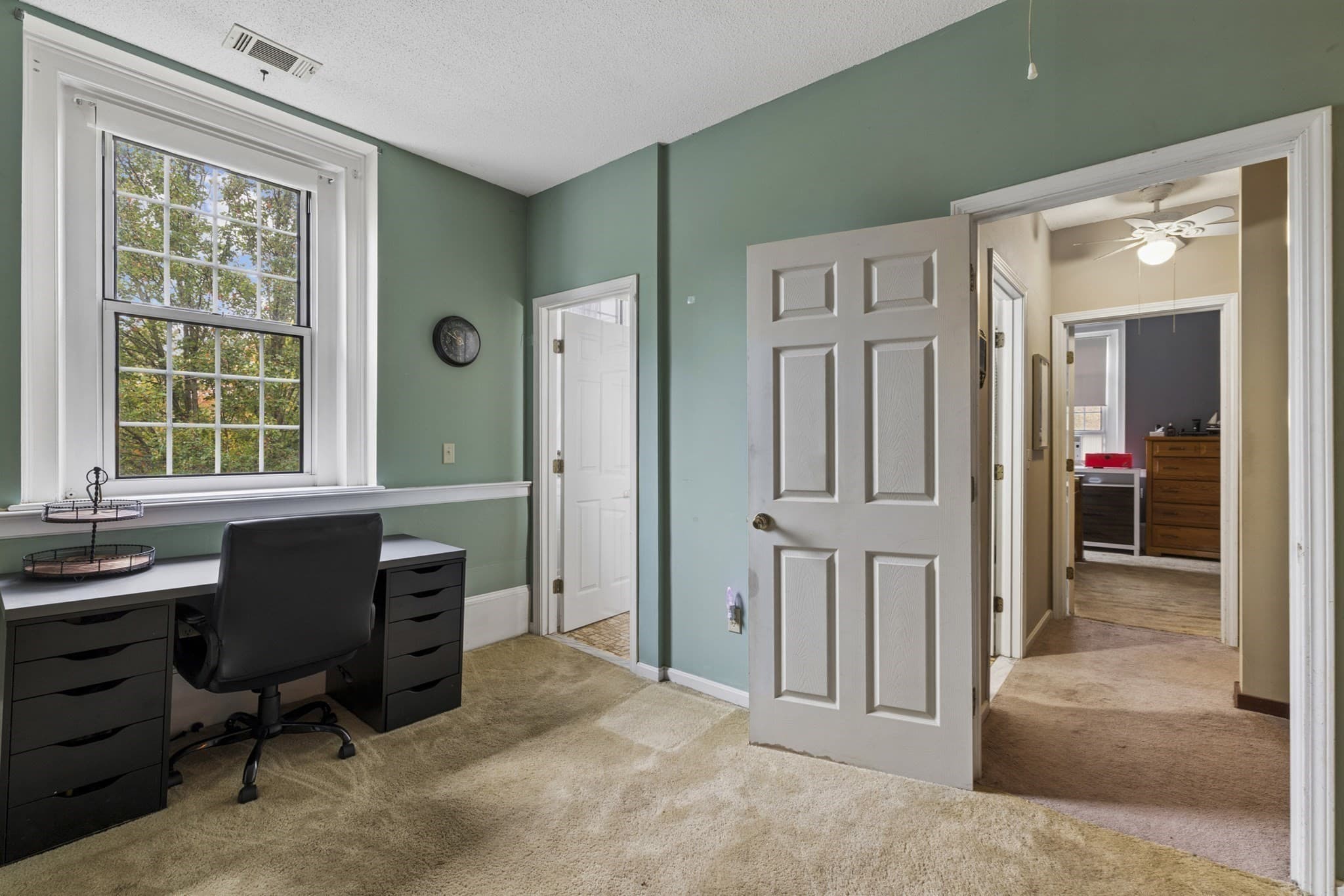 Condominium at 104 Hartford Ave E # 1, Uxbridge MA 01569, photo 13 of 23