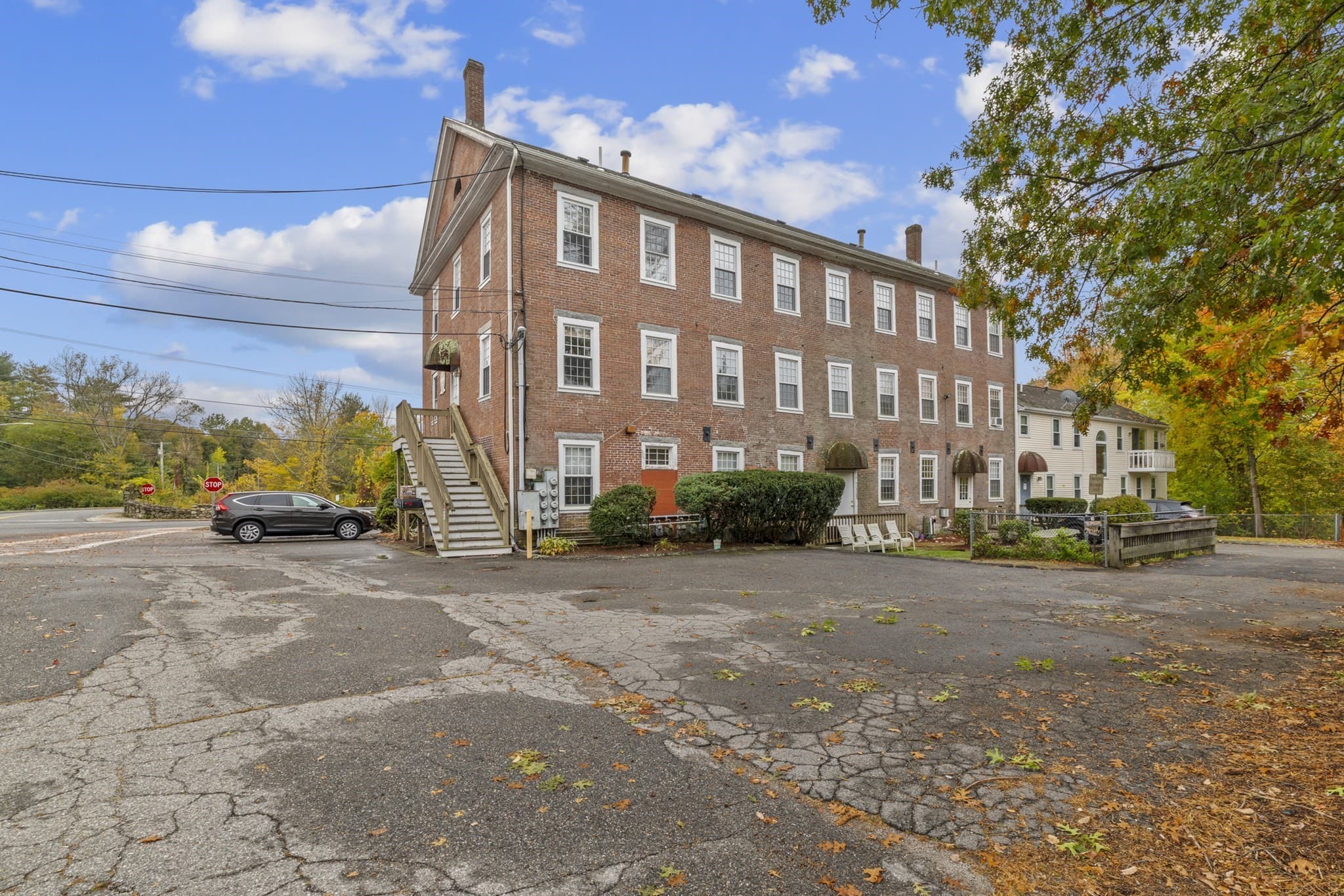 Condominium at 104 Hartford Ave E # 1, Uxbridge MA 01569, photo 22 of 23