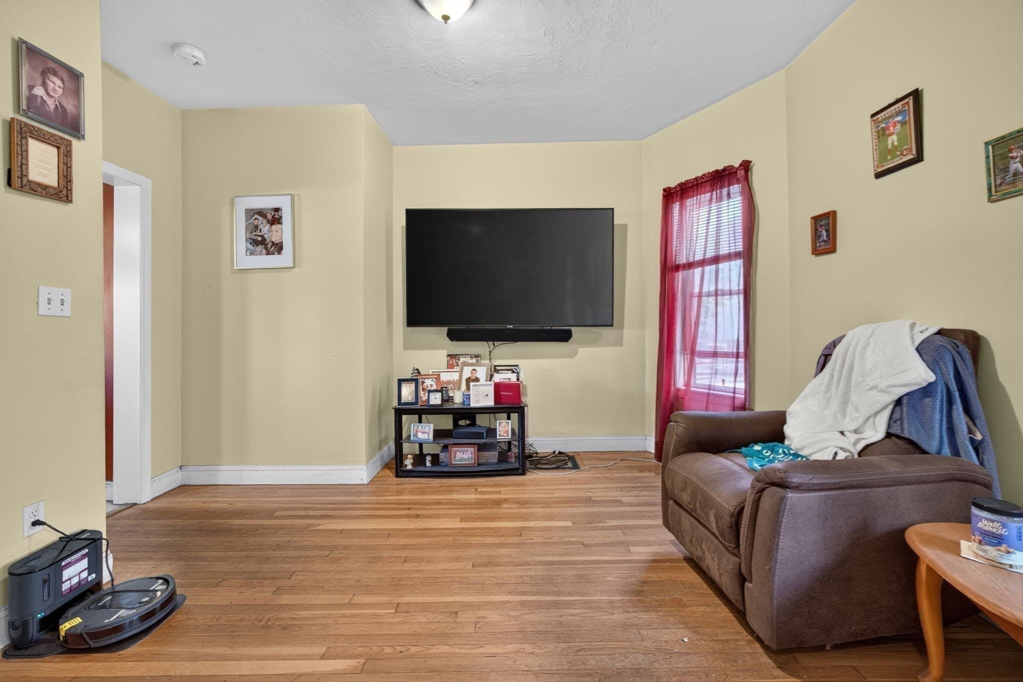 3 Family - 3 Units Up/Down at 22 Bolster St, Everett MA 02149, photo 10 of 23