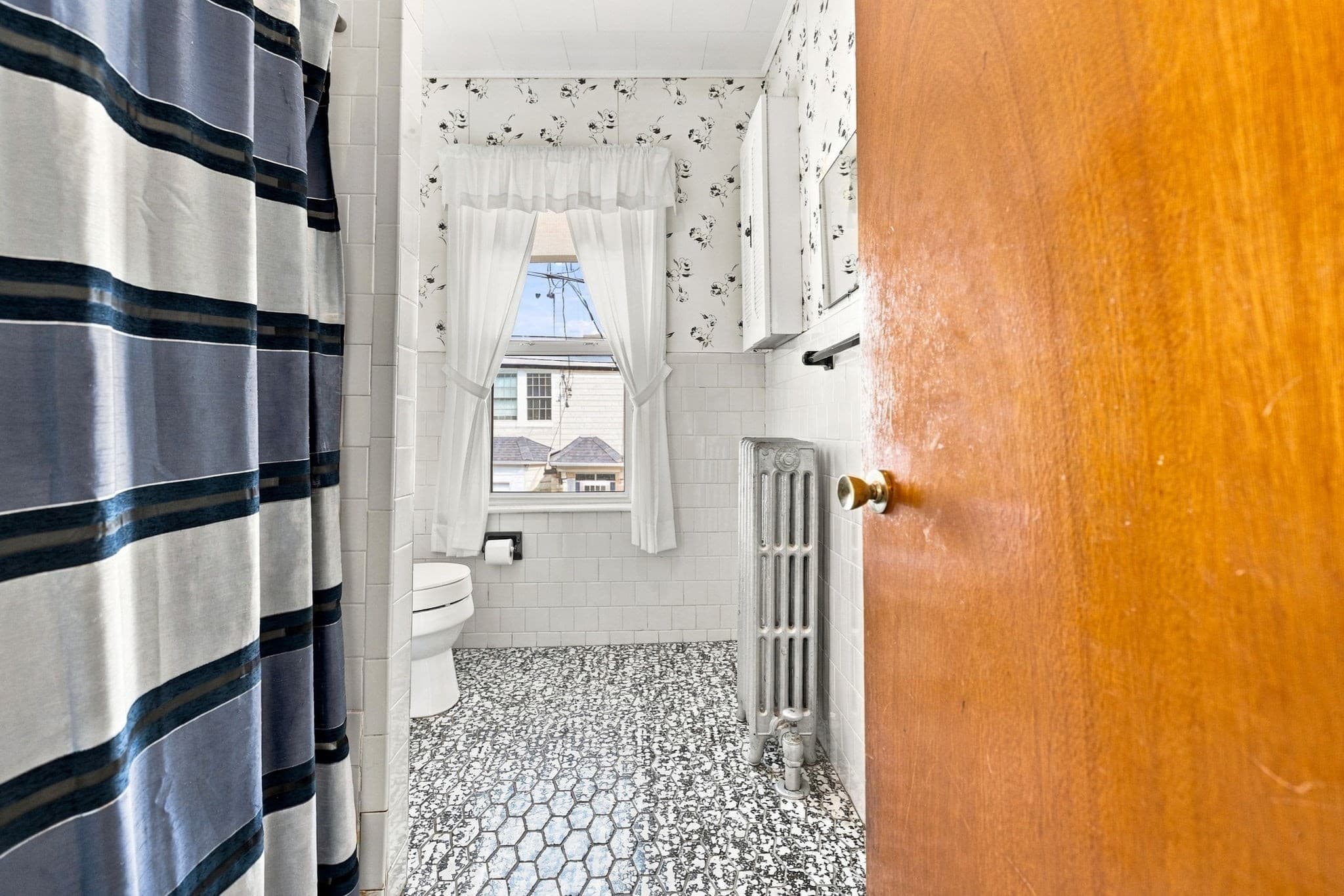 Multi Family at 801-1/2 E 3rd St, Boston MA 02127, photo 18 of 34