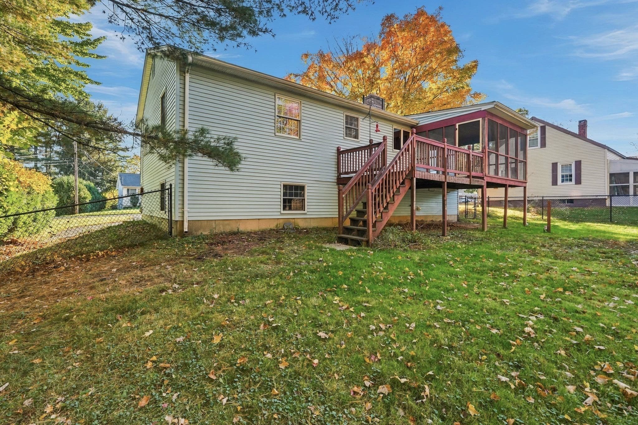 Single Family Residence at 17 Highland Ave., Easthampton MA 01027, photo 30 of 33