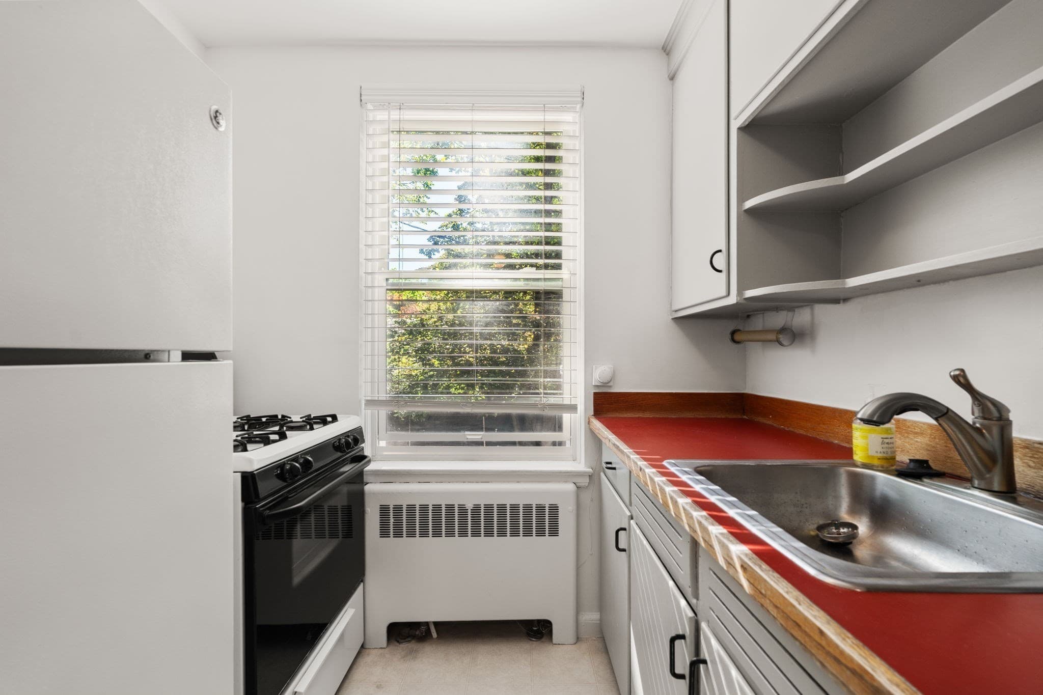 Condominium at 136 Beaconsfield Rd # 2, Brookline MA 02445, photo 11 of 17