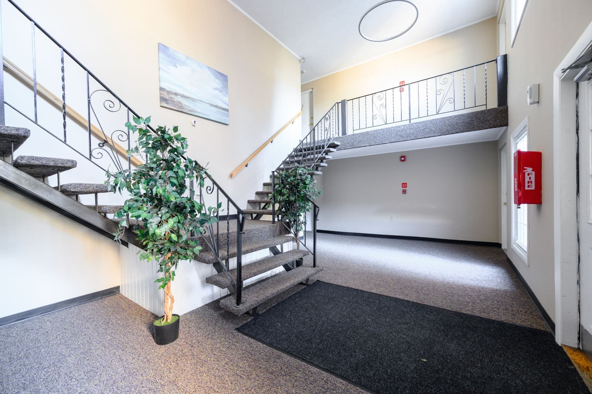 Condominium at 37 Fountain Ln # 14, Weymouth MA 02190, photo 3 of 19