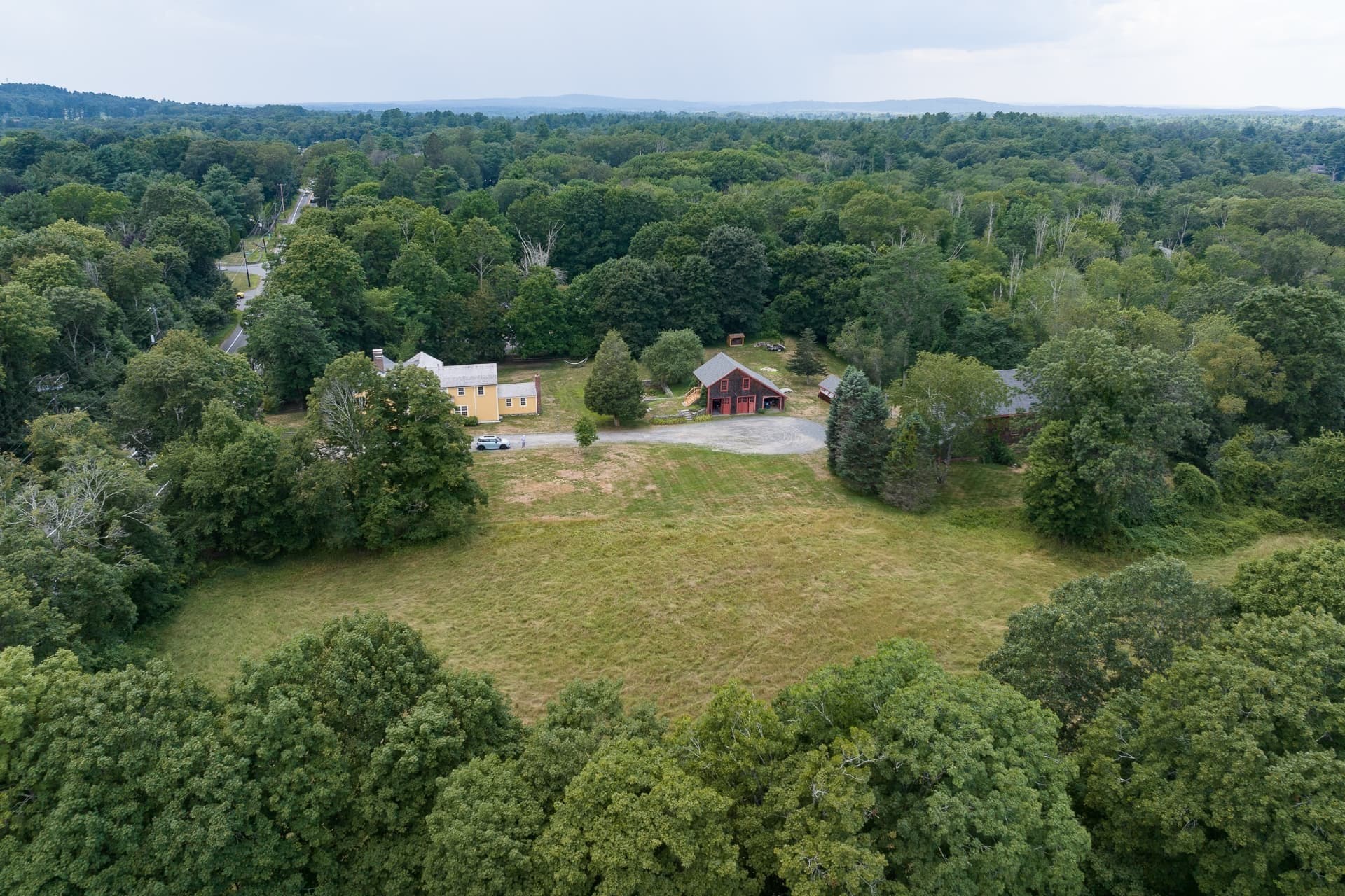 Residential at 819 Boston Post Road, Weston MA 02493, photo 7 of 11
