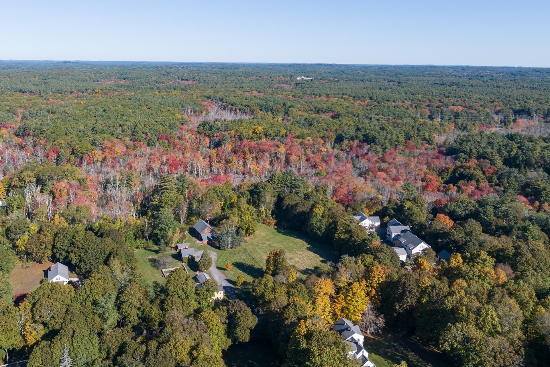 Residential at 819 Boston Post Road, Weston MA 02493, photo 9 of 11