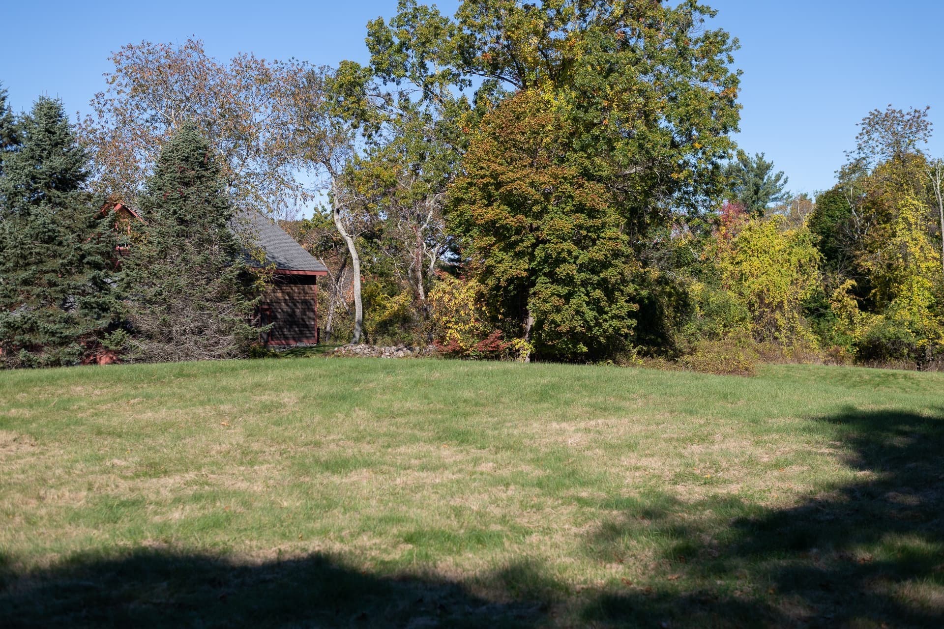 Residential at 819 Boston Post Road, Weston MA 02493, photo 8 of 11