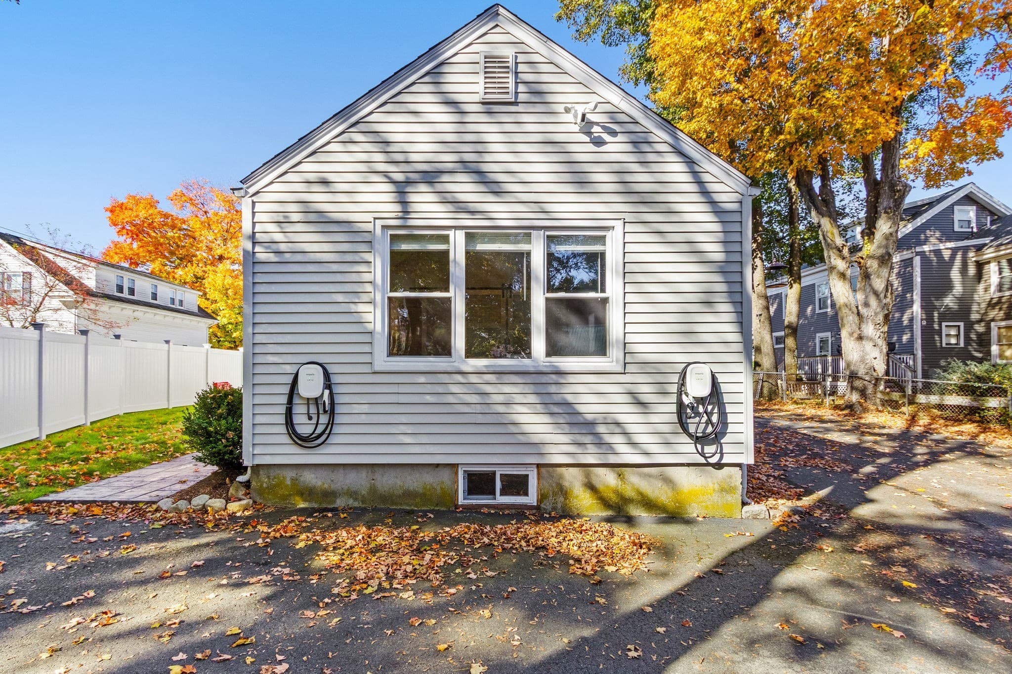 Multi Family at 104 Union St, Franklin MA 02038, photo 40 of 42