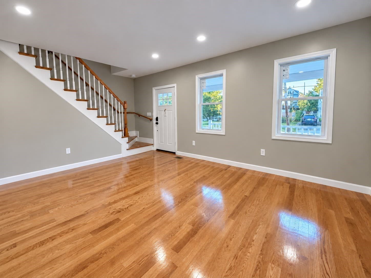Single Family Residence at 365 Nahatan St, Norwood MA 02062, photo 7 of 41