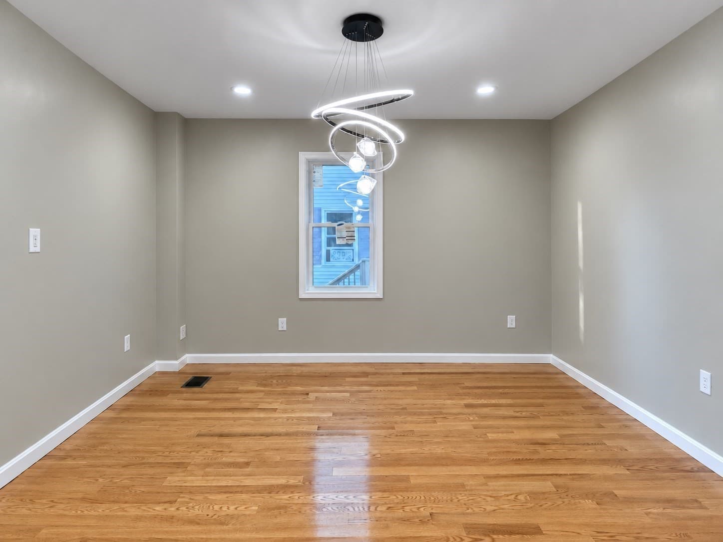 Single Family Residence at 365 Nahatan St, Norwood MA 02062, photo 9 of 41