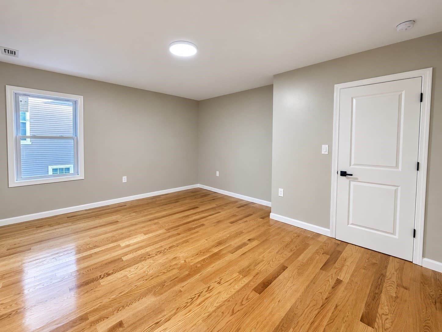 Single Family Residence at 365 Nahatan St, Norwood MA 02062, photo 18 of 41