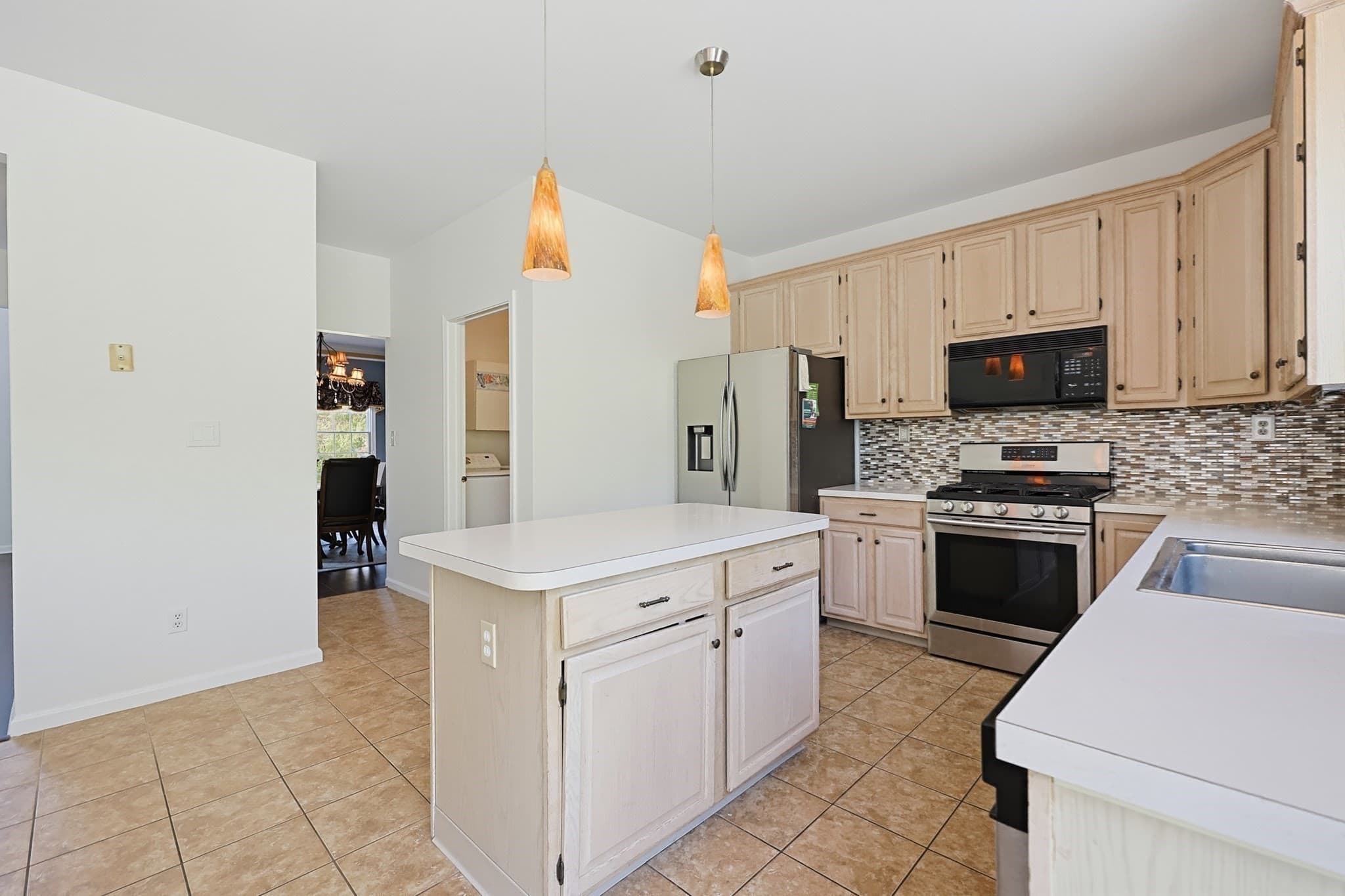 Single Family Residence at 93 Robert Road, Marlborough MA 01752, photo 11 of 42