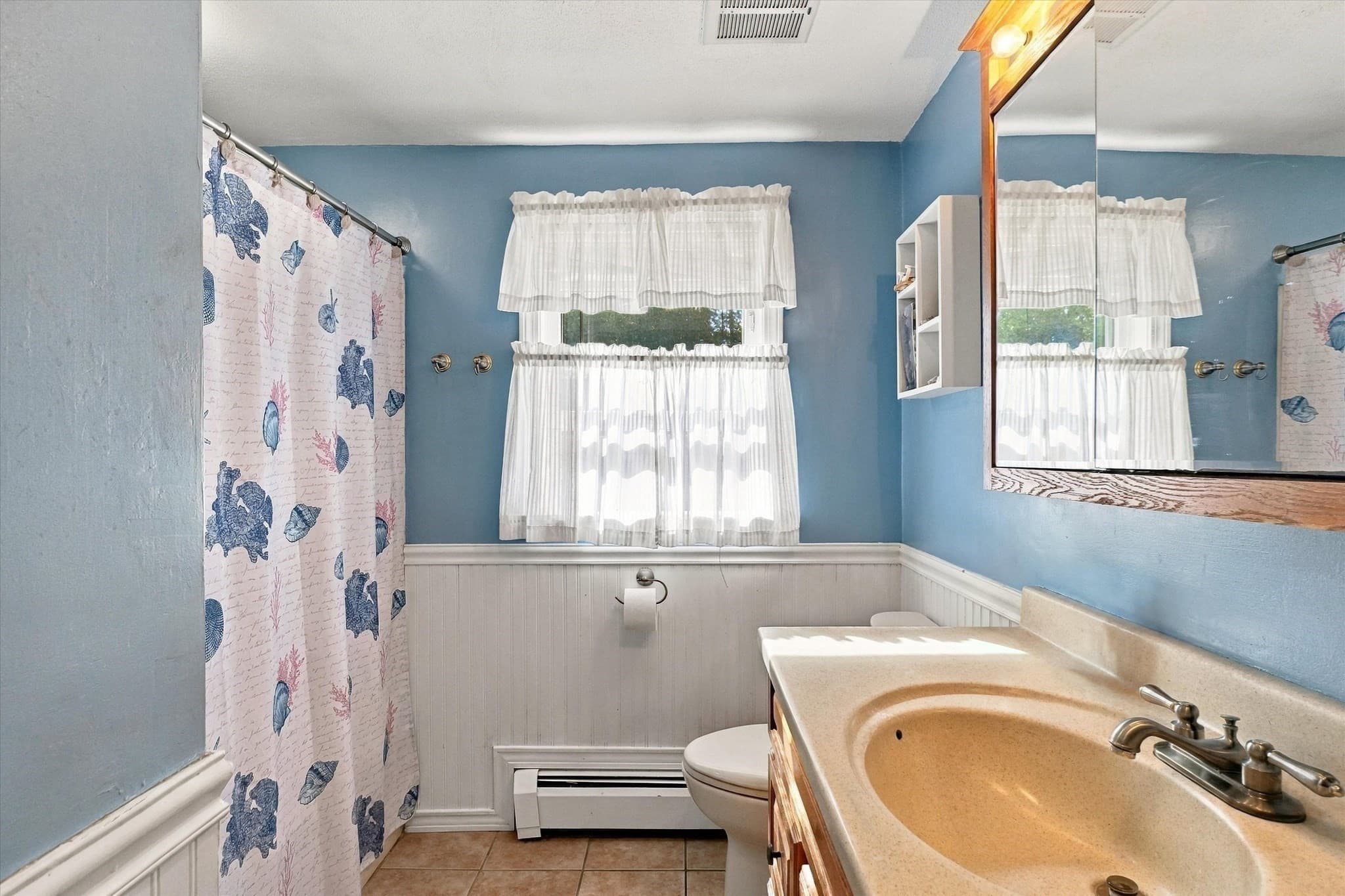 Single Family Residence at 14 Dibble Road, Lynn MA 01904, photo 15 of 42