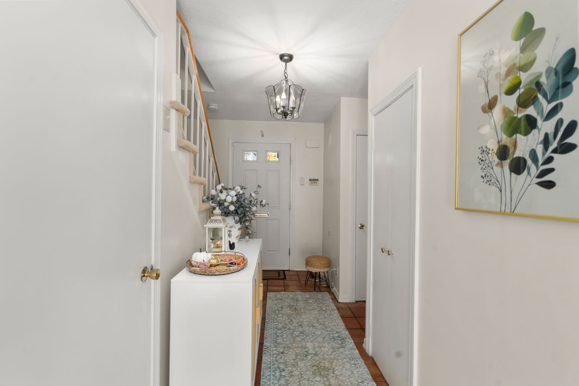 Attached (Townhouse/Rowhouse/Duplex) at 60 Hammond Pond Parkway # 60, Brookline MA 02467, photo 3 of 23