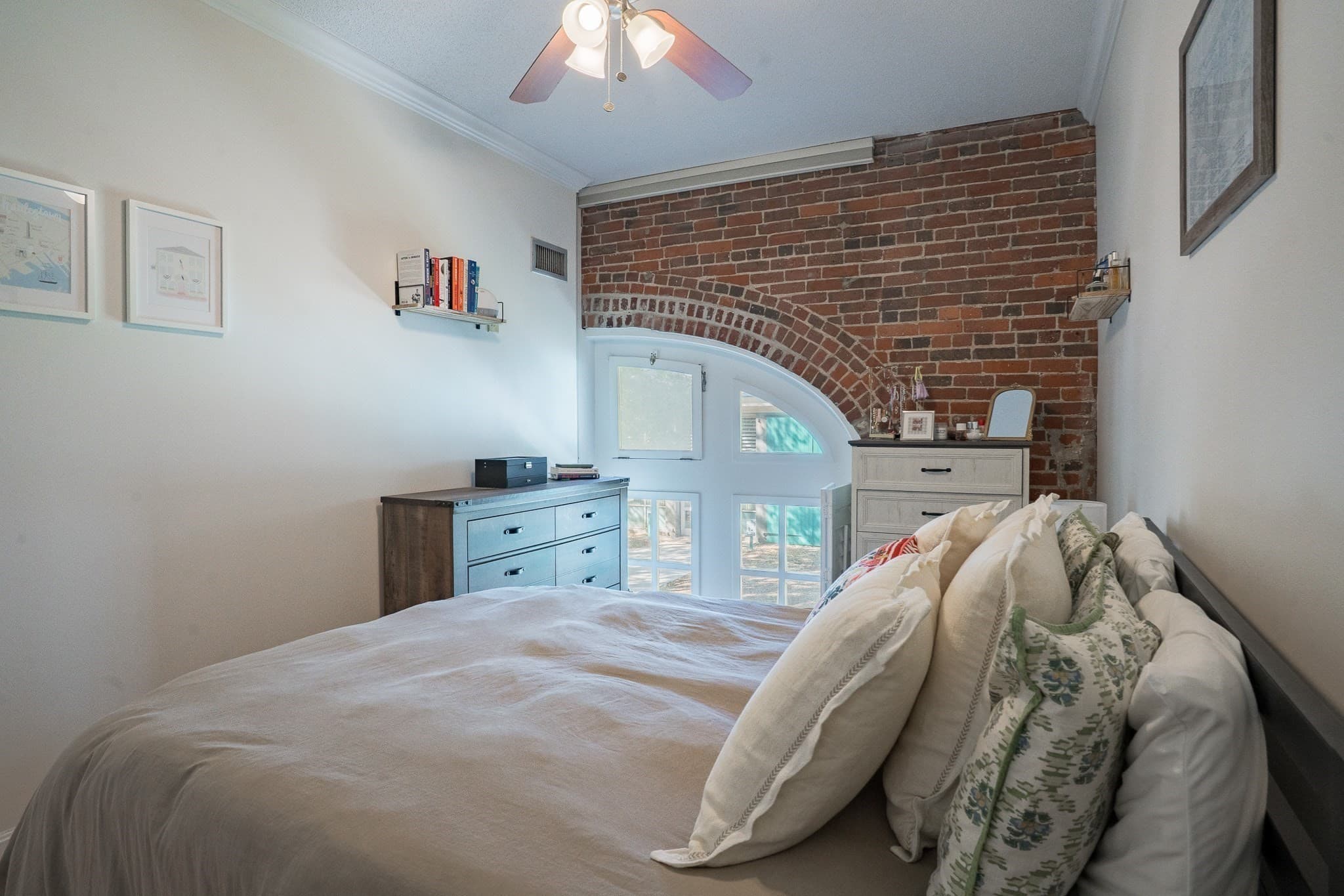 Condominium at 106 13th Street # 203, Boston MA 02129, photo 13 of 21