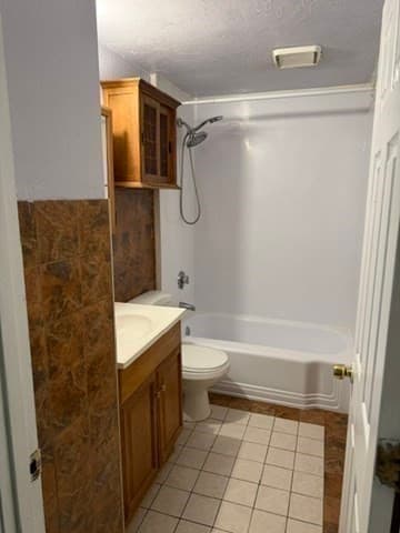 Condominium at 11 Auna Dr # 3, Brockton MA 02301, photo 9 of 10