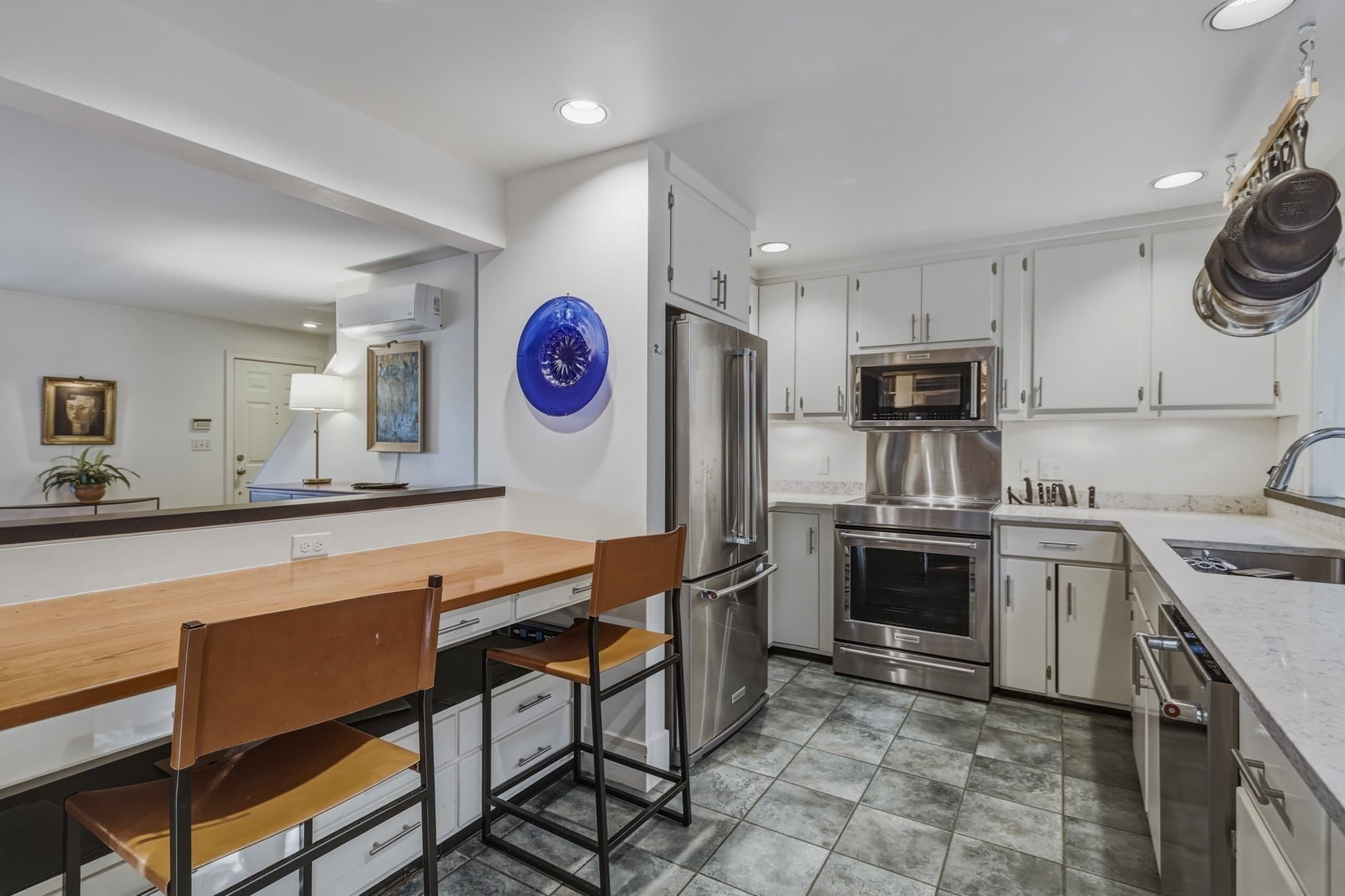 Single Family Residence at 31 Langworthy Rd, Northampton MA 01060, photo 11 of 38