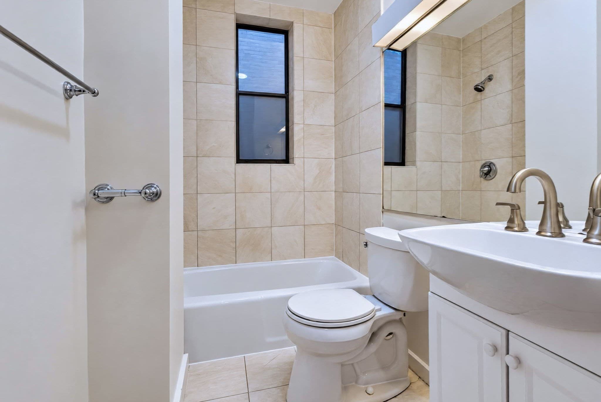 Condominium at 362 Commonwealth Ave # 4D, Boston MA 02115, photo 16 of 30
